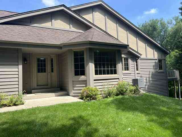 Condo For Sale - 2845 Teal Ridge #C<br/> Brookfield, WI 53045