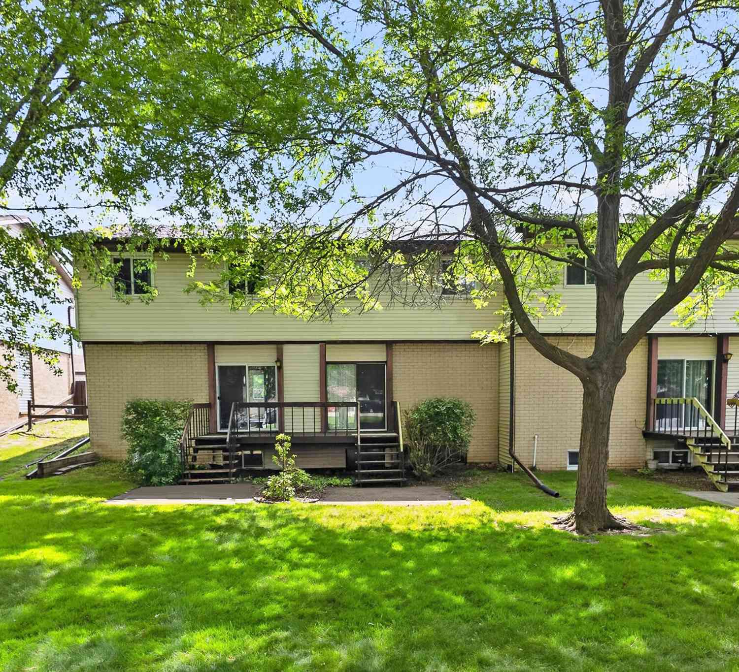 Condo For Sale - W163N11463 Windsor #1<br/> Washington County, Germantown, WI 53022