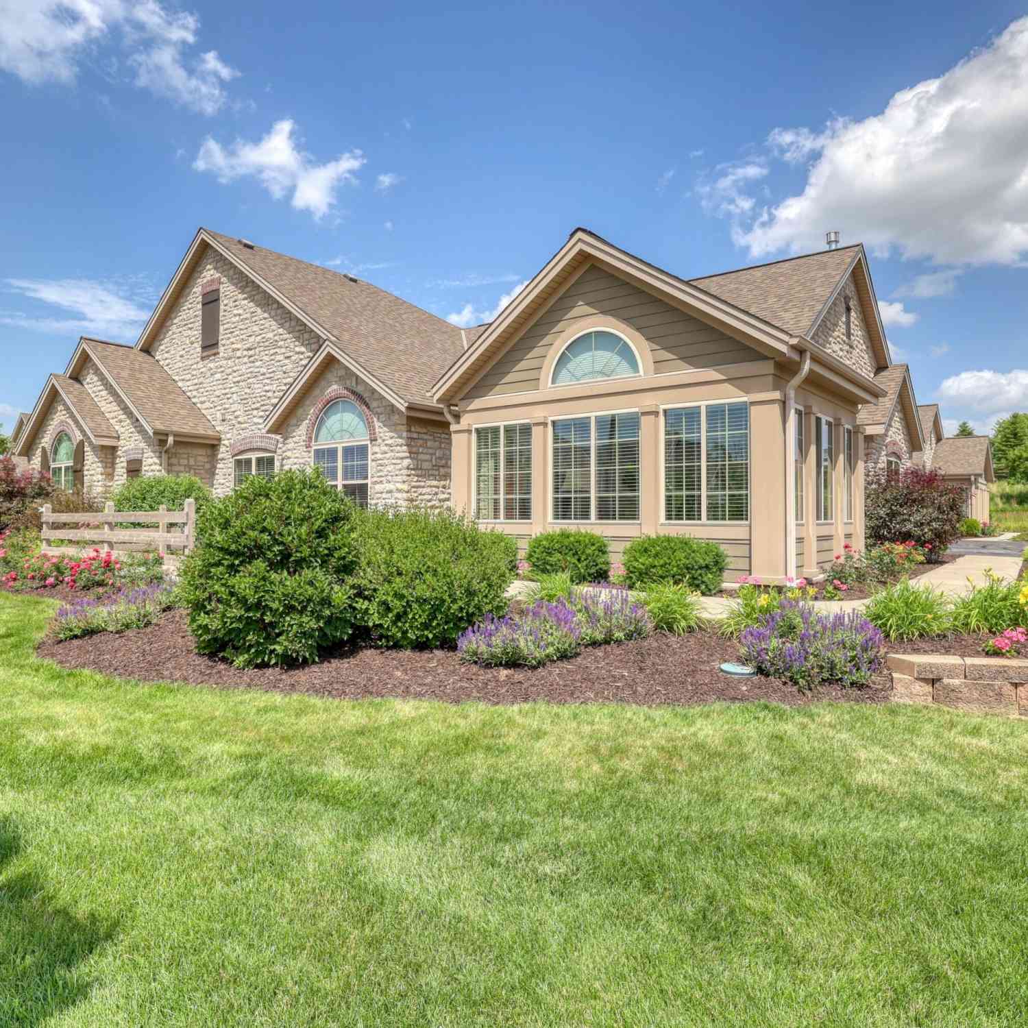 Condo For Sale - W250N5002 William<br/> Waukesha County, Sussex, WI 53072