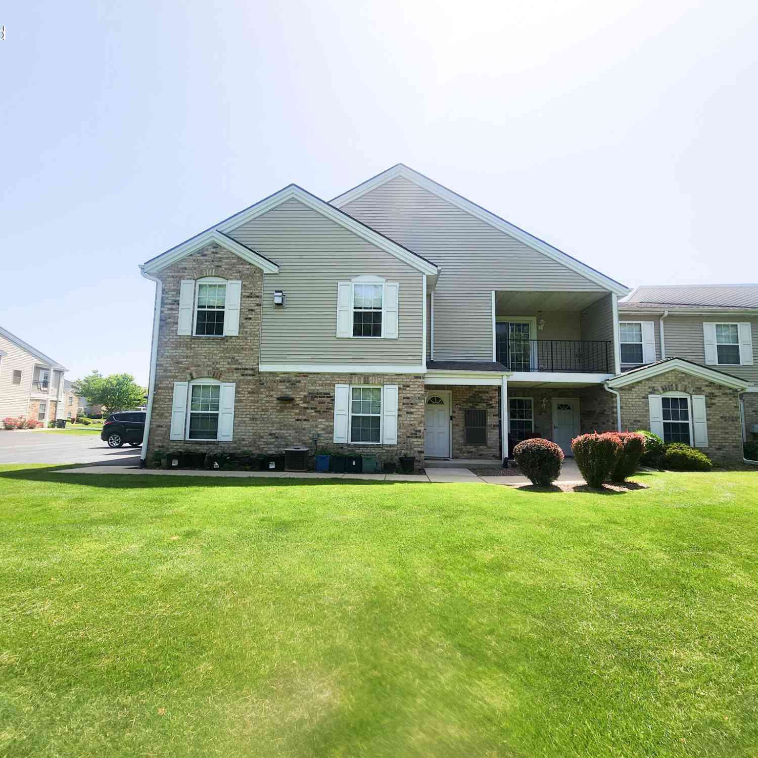 Condo For Sale - 1134 N Sunnyslope #204<br/> Mount Pleasant, WI 53406