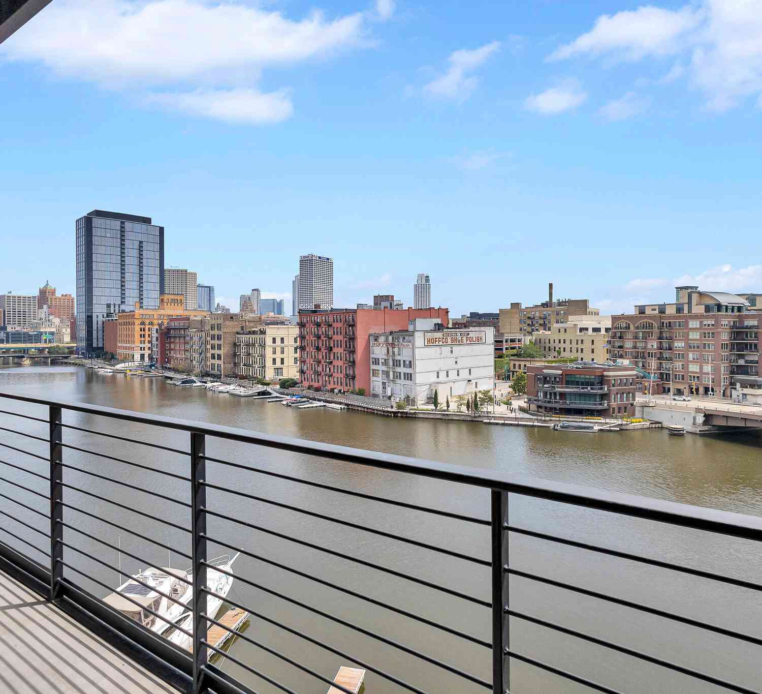 Condo For Sale - 106 W Seeboth #612<br/> Milwaukee, WI 53204