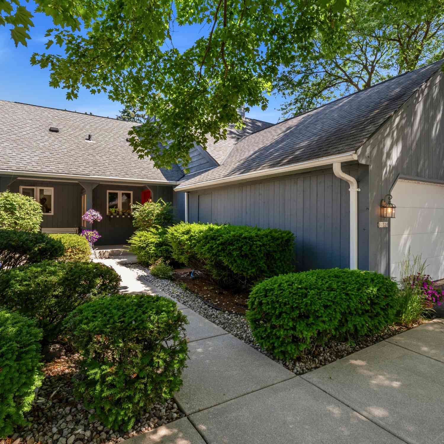 Condo For Sale - 10329 N Savannah<br/> Ozaukee County, Mequon, WI 53092