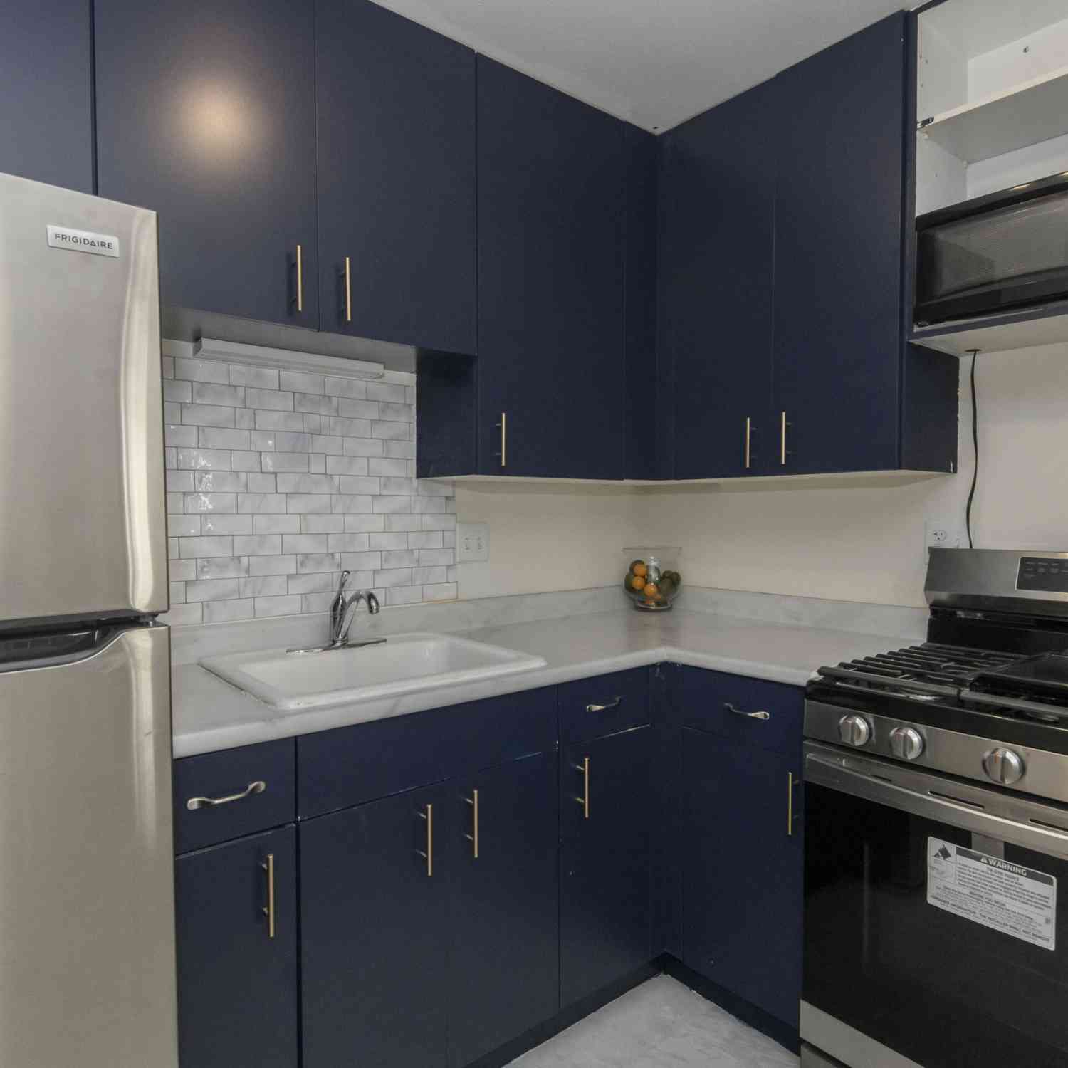 Condo For Sale - 2222 E Belleview #106<br/> Milwaukee County, Milwaukee, WI 53211