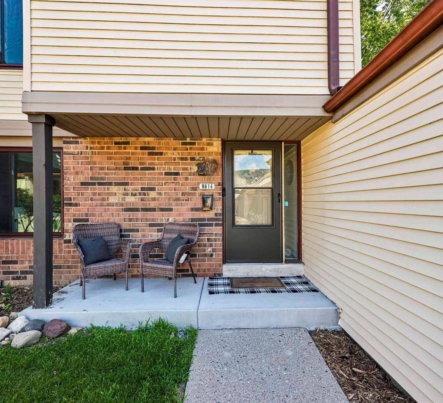 Condo For Sale - 9614 W Bradley<br/> Milwaukee County, Milwaukee, WI 53224