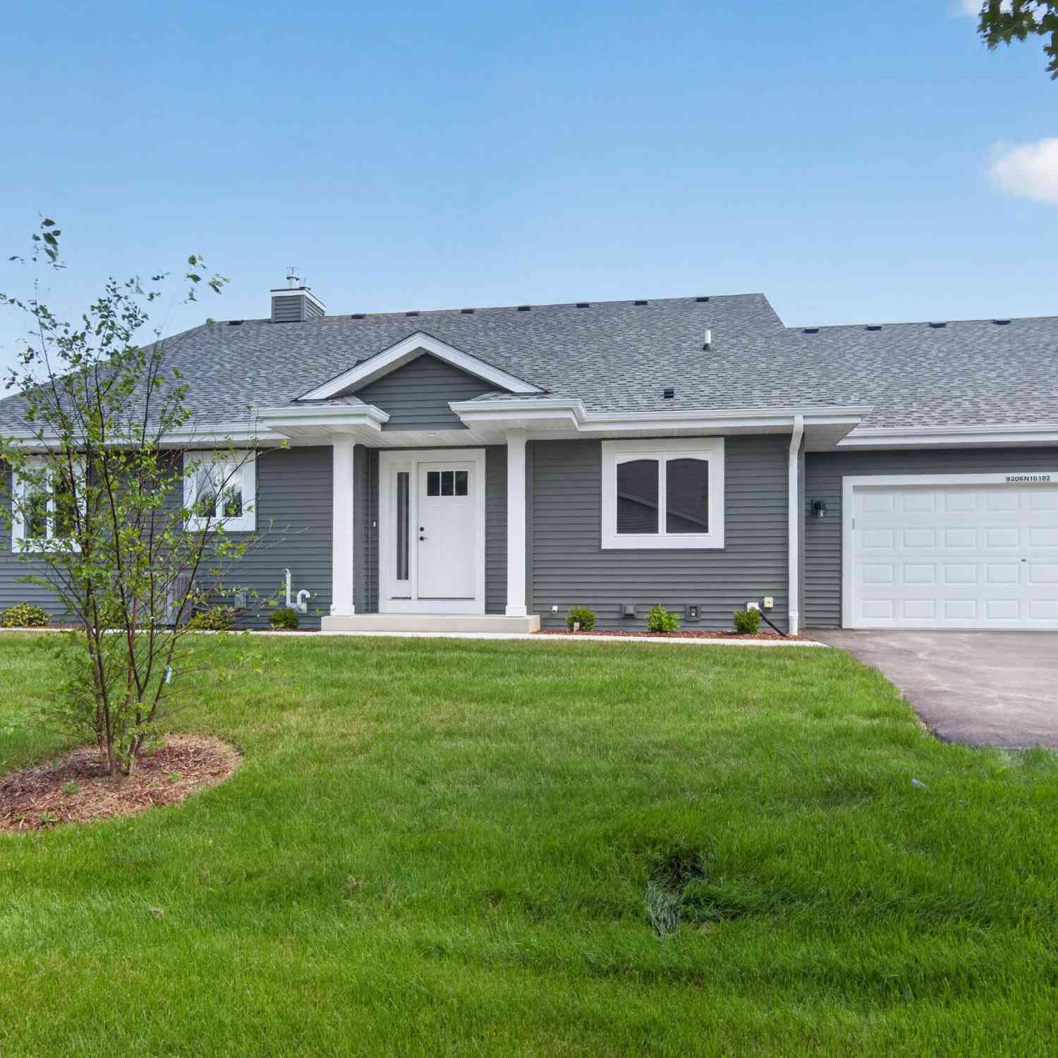 Condo For Sale - W206N16182 Stonebrook<br/> Washington County, Jackson, WI 53037
