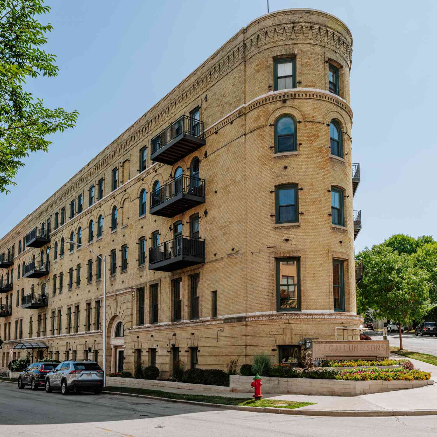 Condo For Sale - 1818 N Water #206<br/> Milwaukee, WI 53202