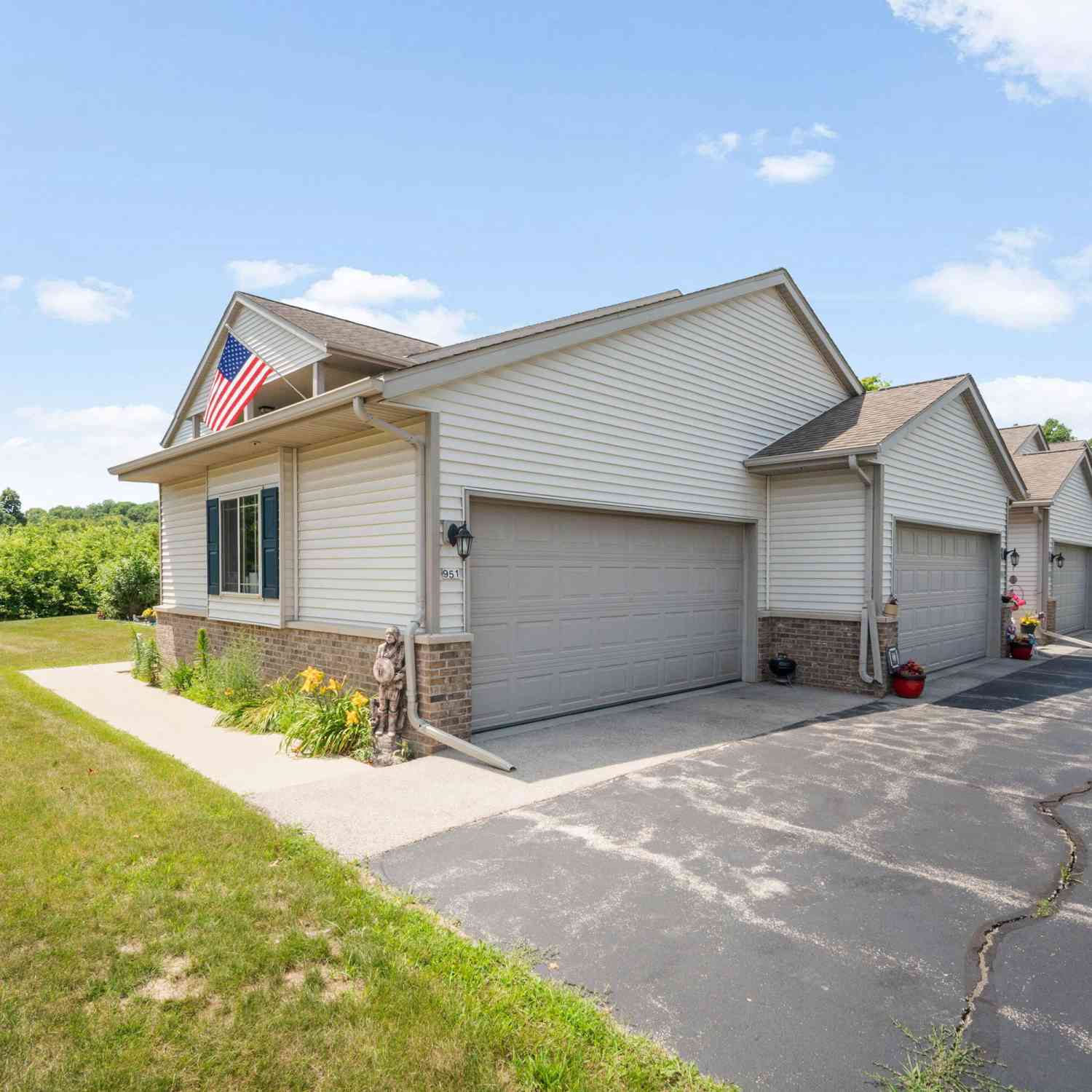 Condo For Sale - 951 Spring<br/> Washington County, Newburg, WI 53095