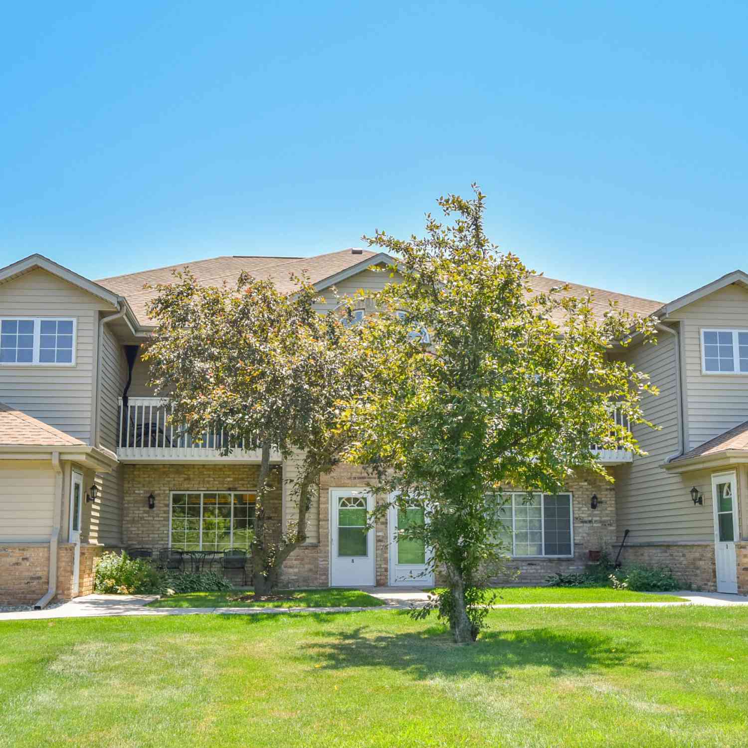 Condo For Sale - 3620 E Barbara #8<br/> Milwaukee County, Oak Creek, WI 53154