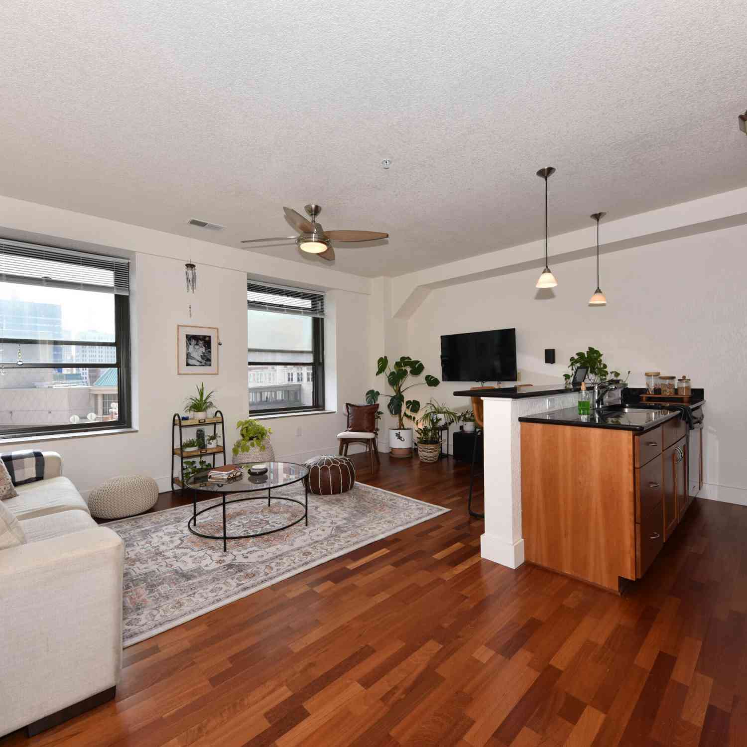 Condo For Sale - 606 W Wisconsin #405<br/> Milwaukee, WI 53203