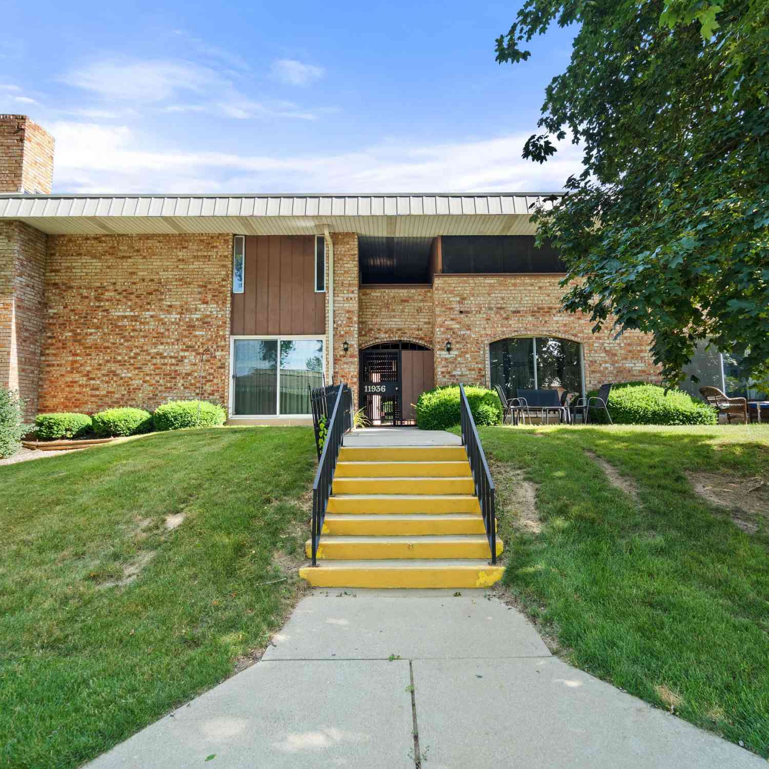 Condo For Sale - 11936 W Mll<br/> Milwaukee, WI 53225