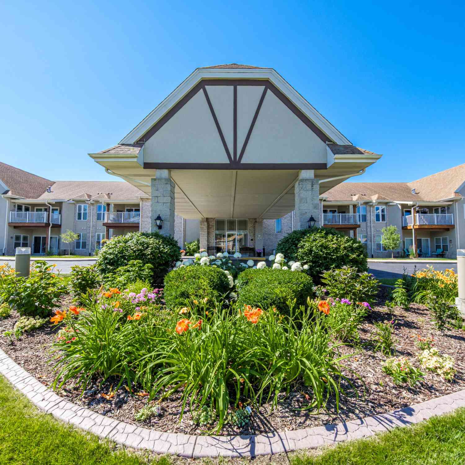 Condo For Sale - N113W16241 Sylvan #104<br/> Germantown, WI 53022
