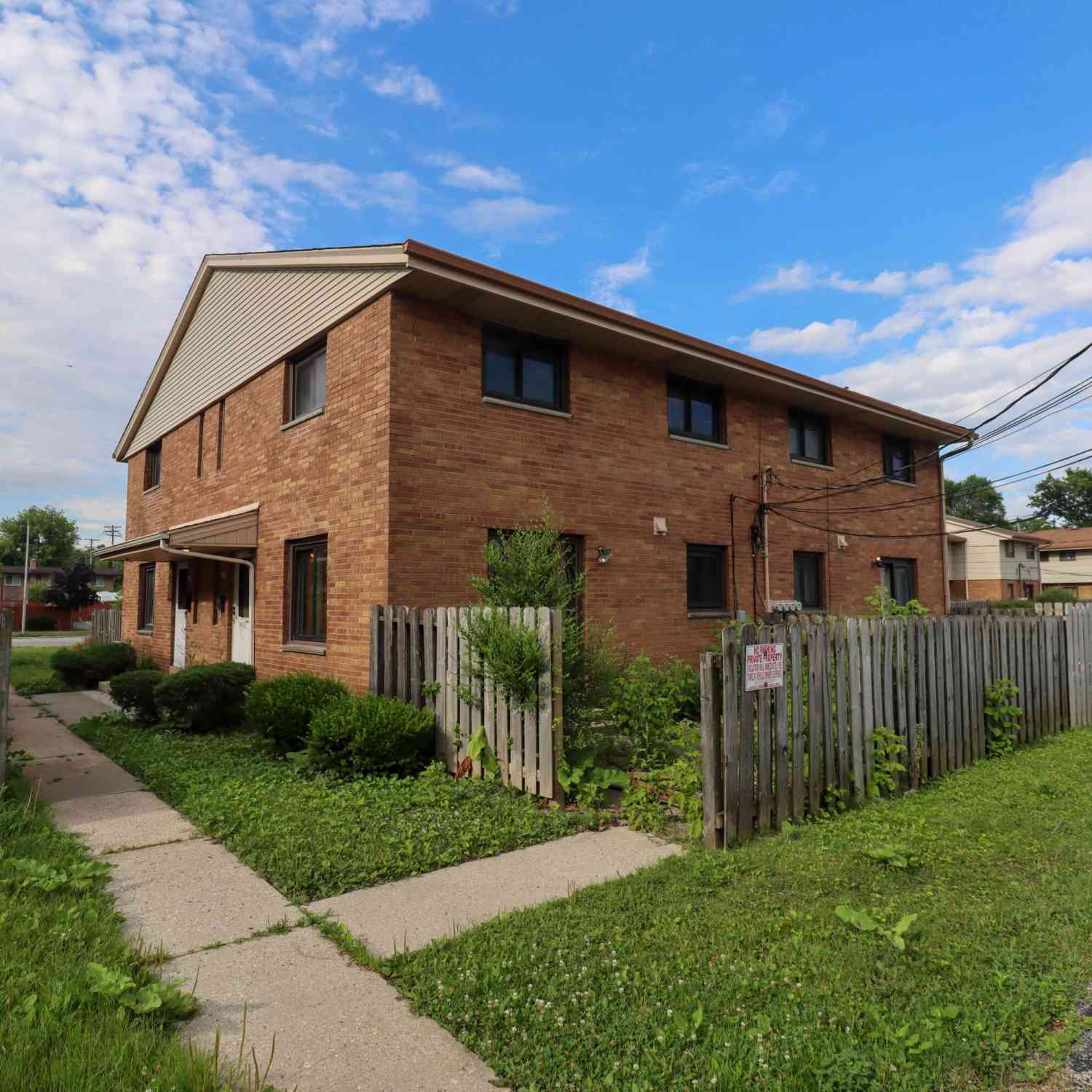 Condo For Sale - 8410 W Villard<br/> Milwaukee, WI 53225
