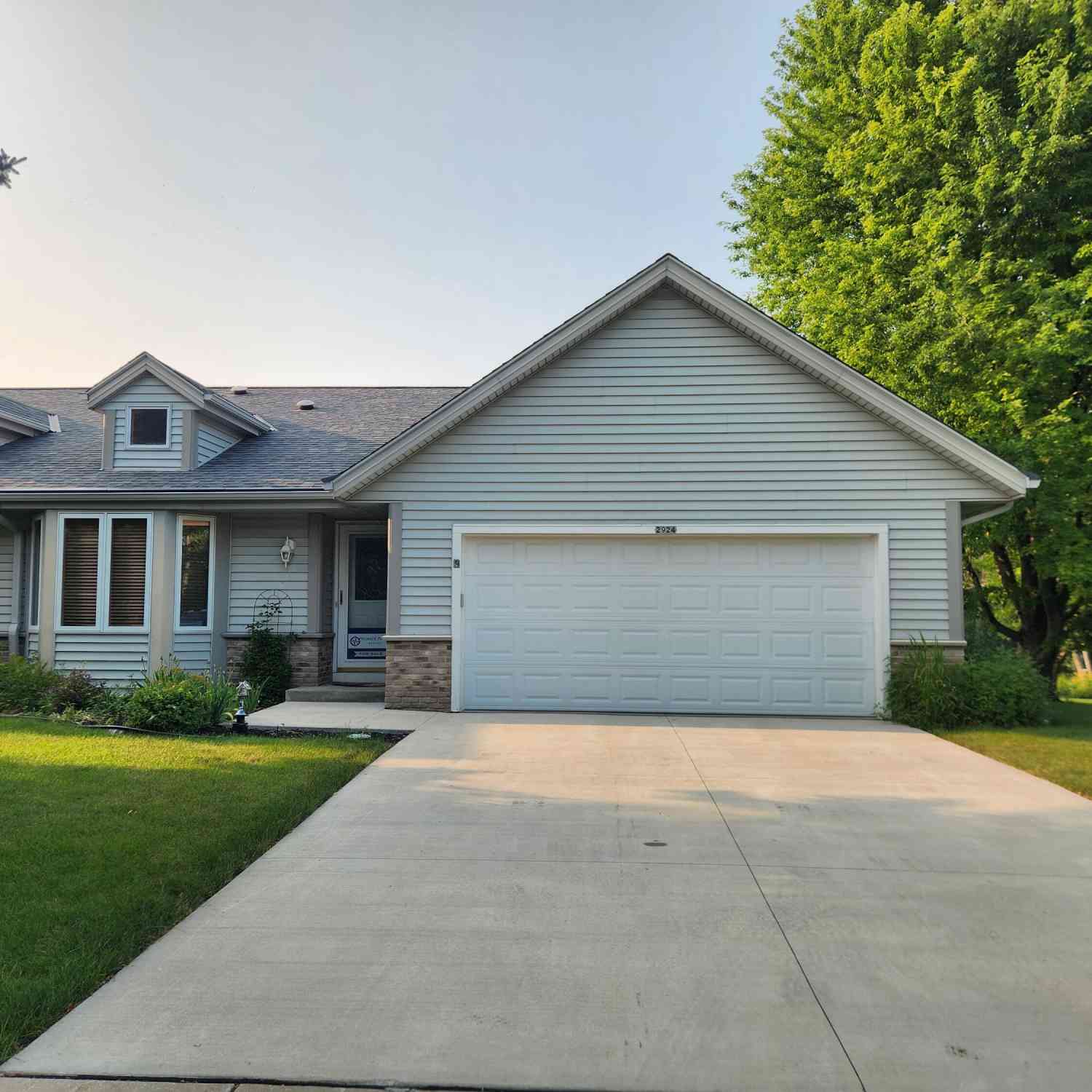Condo For Sale - 2924 Valley<br/> West Bend, WI 53095