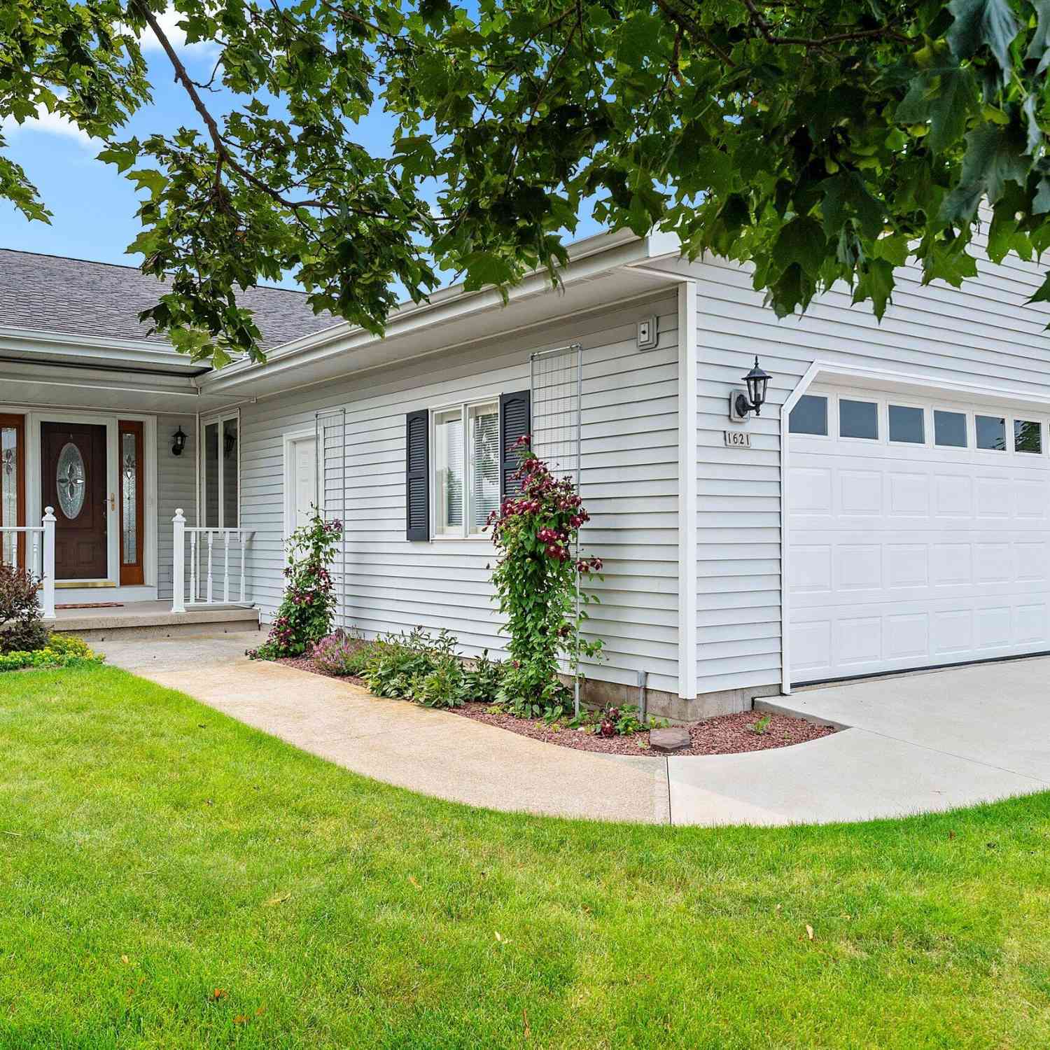 Condo For Sale - 1621 Blue Heron<br/> Two Rivers, WI 54241
