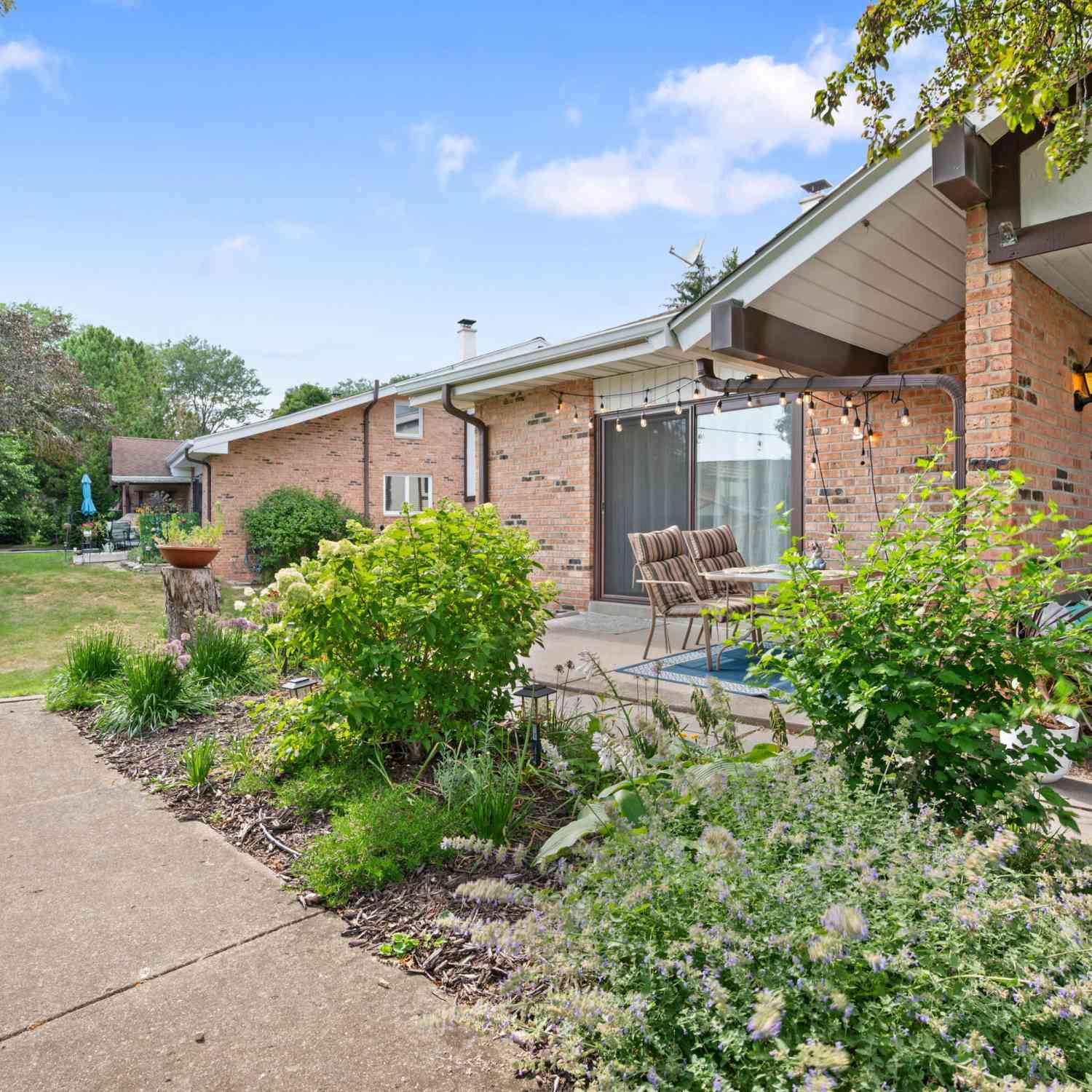 Condo For Sale - N16W5393 Garfield<br/> Cedarburg, WI 53012
