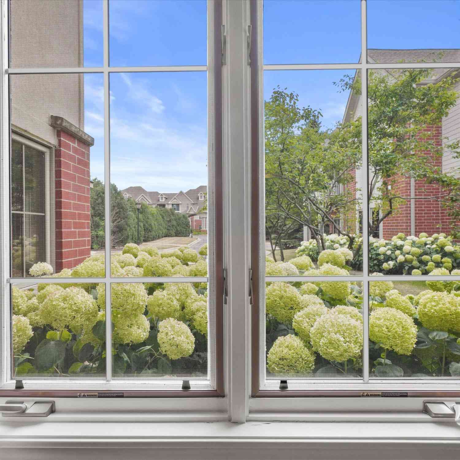 Condo For Sale - 17490 Crest Hill #10<br/> Brookfield, WI 53045