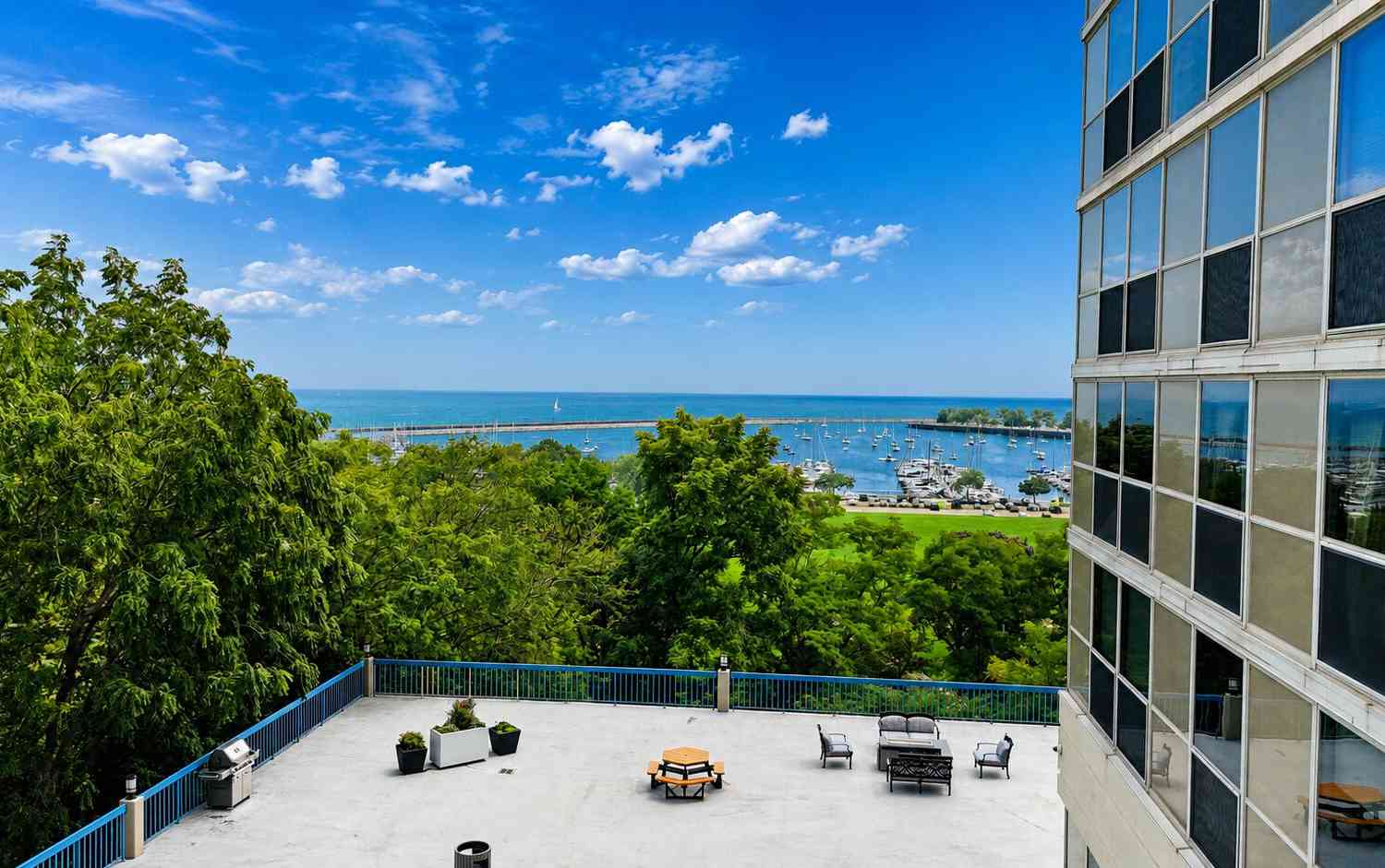 Condo For Sale - 1660 N Prospect #411<br/> Milwaukee County, Milwaukee, WI 53202