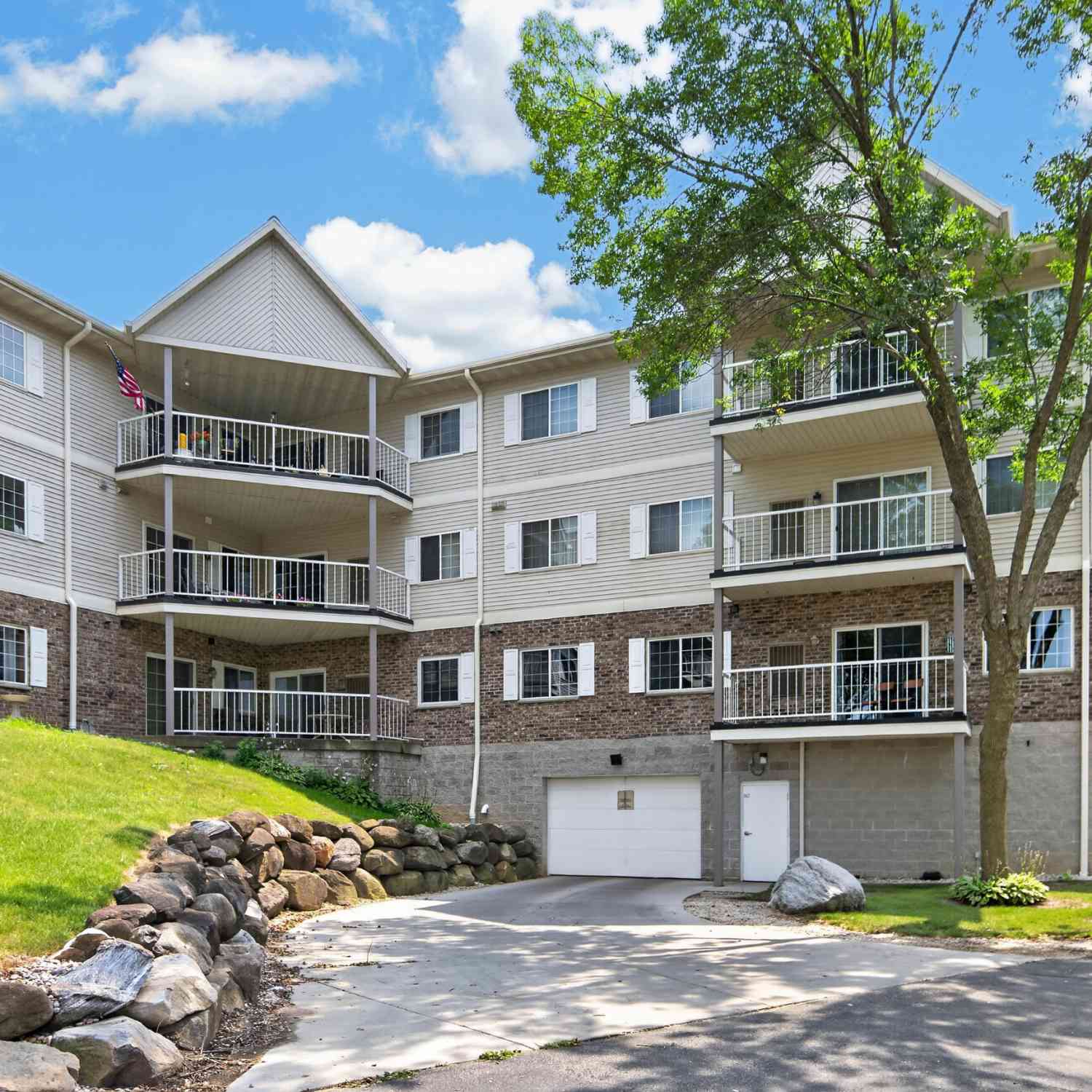 Condo For Sale - 140 W Commerce #311<br/> Washington County, Slinger, WI 53086