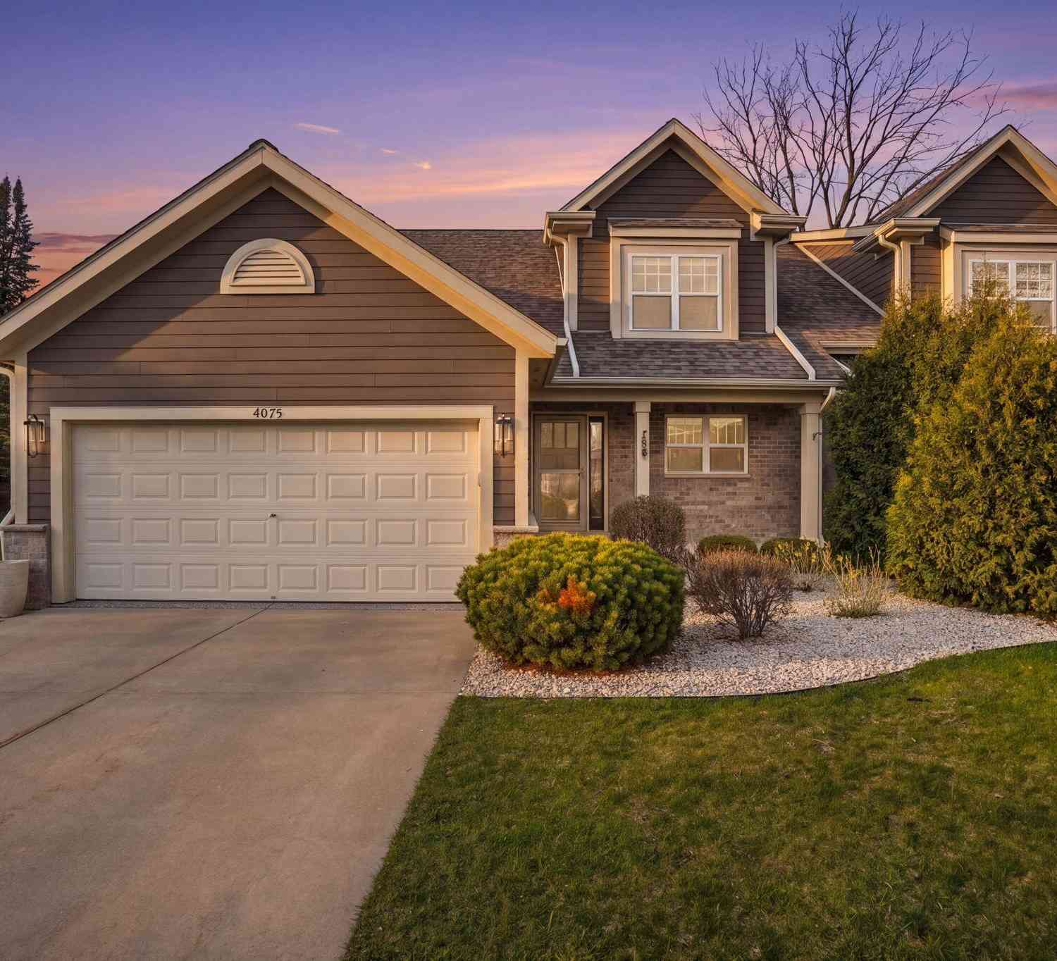 Condo For Sale - 4075 Wyndham Pointe #6<br/> Brookfield, WI 53005