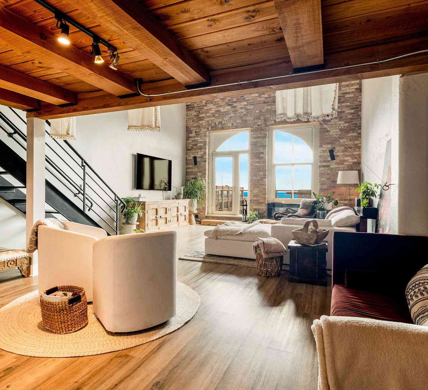 Condo For Sale - 191 N Broadway #705<br/> Milwaukee County, Milwaukee, WI 53202