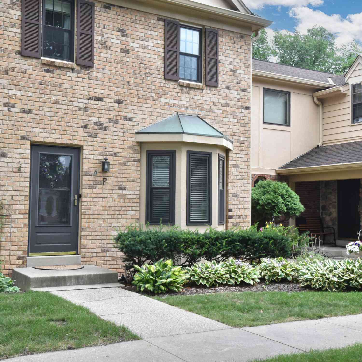 Condo For Sale - 384 Willow Grove #F<br/> Pewaukee, WI 53072