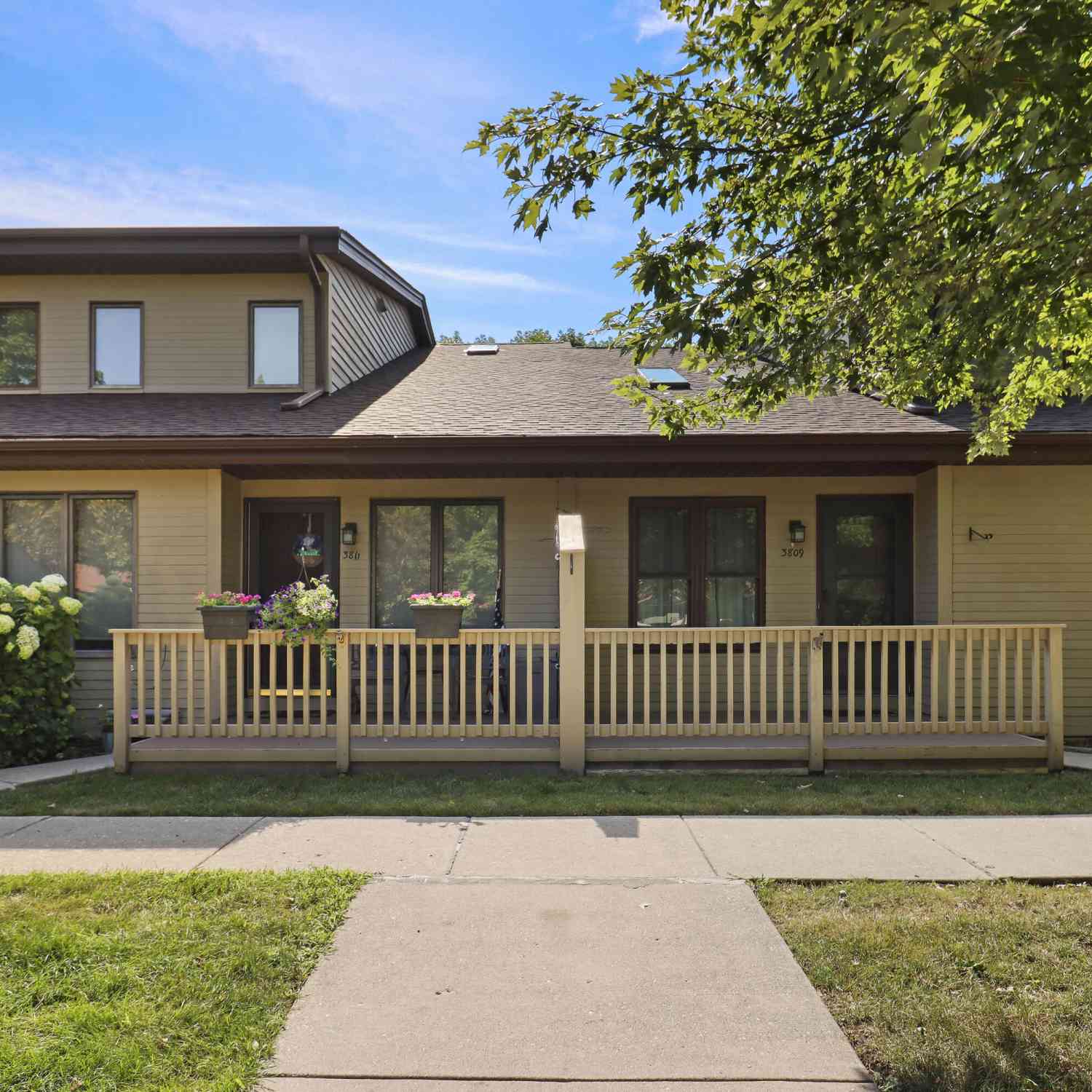 Condo For Sale - 3809 Wyoming<br/> Caledonia, WI 53404