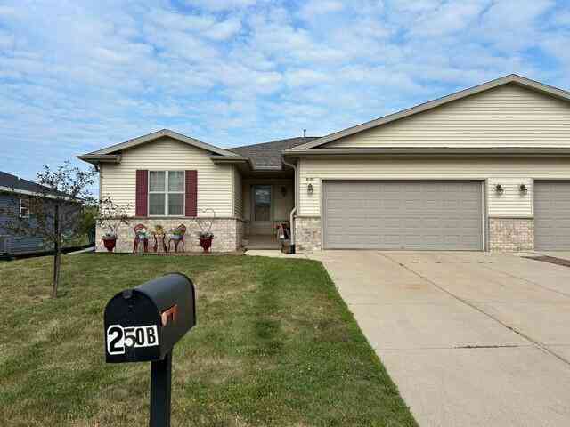 Condo For Sale - 250 Kuehl #B<br/> Dodge County, Iron Ridge, WI 53035