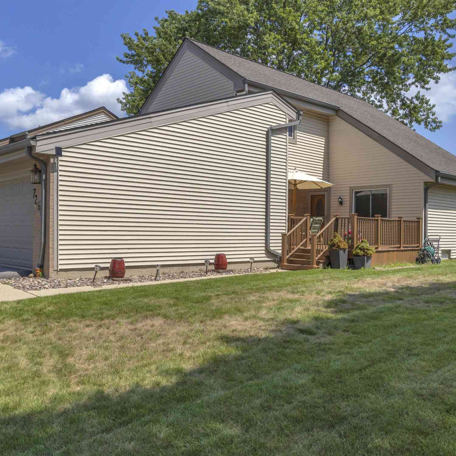 Condo For Sale - 7266 S Delaine<br/> Oak Creek, WI 53154