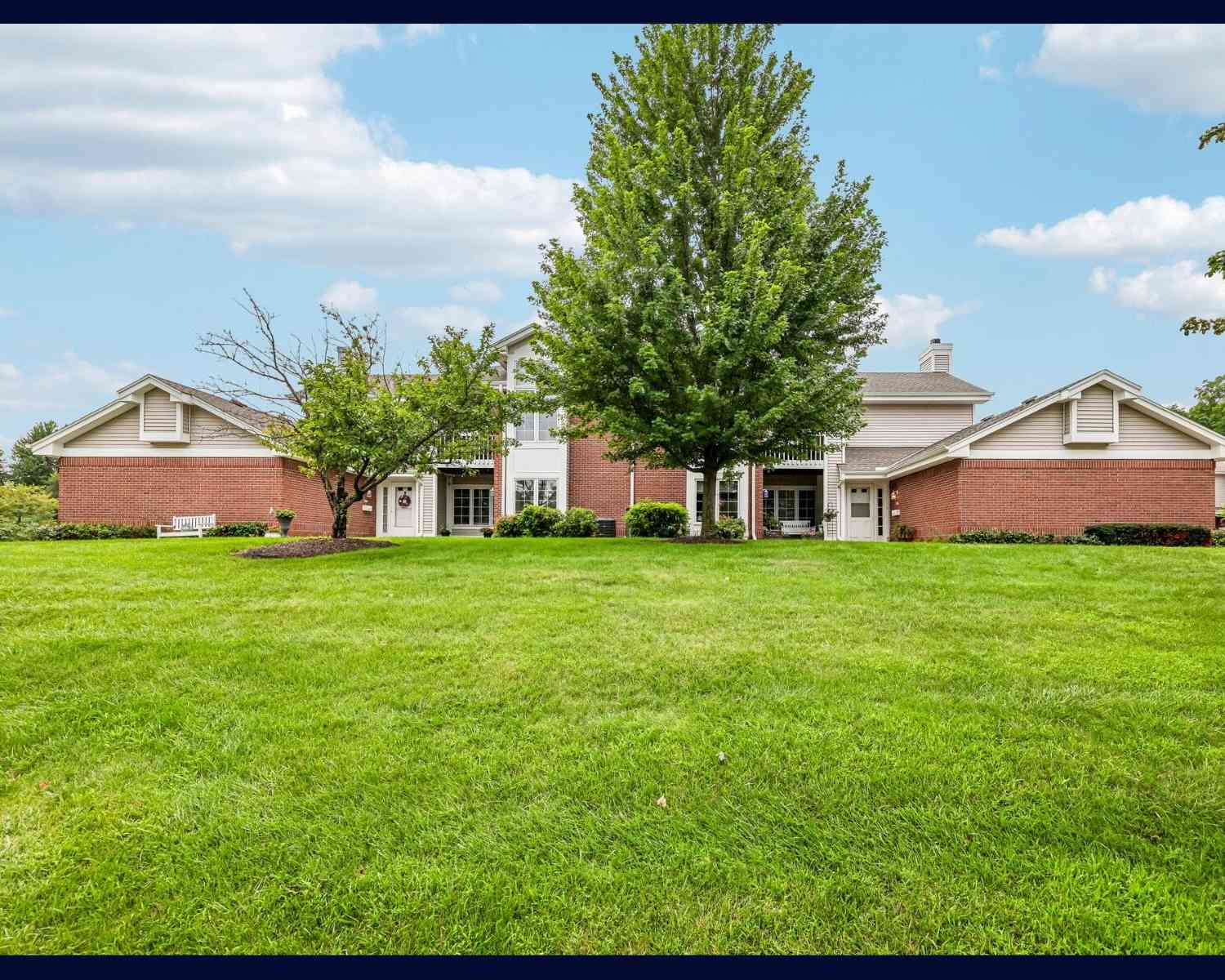 Condo For Sale - 9079 Westlake<br/> Greendale, WI 53129