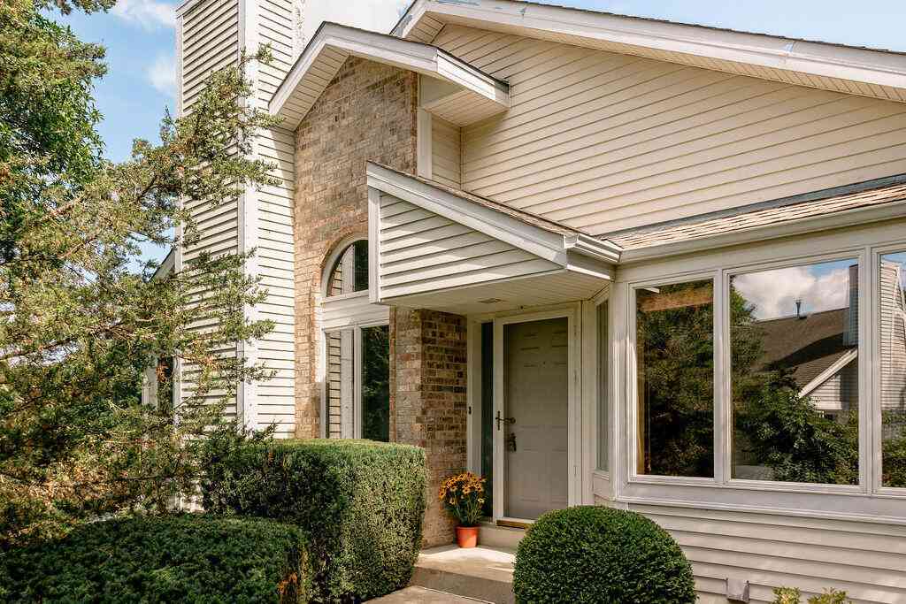 Condo For Sale - 108 E Sutton #A<br/> Waukesha County, Waukesha, WI 53188