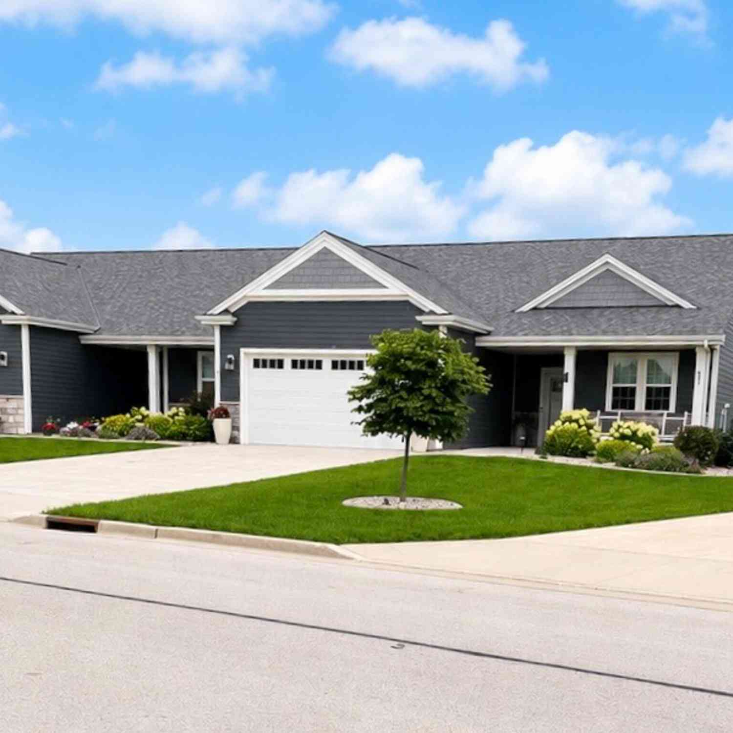 Condo For Sale - 1878 Farmlane<br/> Slinger, WI 53086