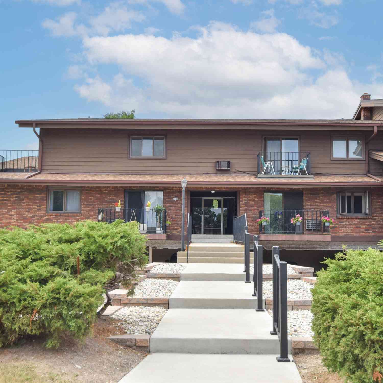 Condo For Sale - 3935 S 84th #4<br/> Greenfield, WI 53228