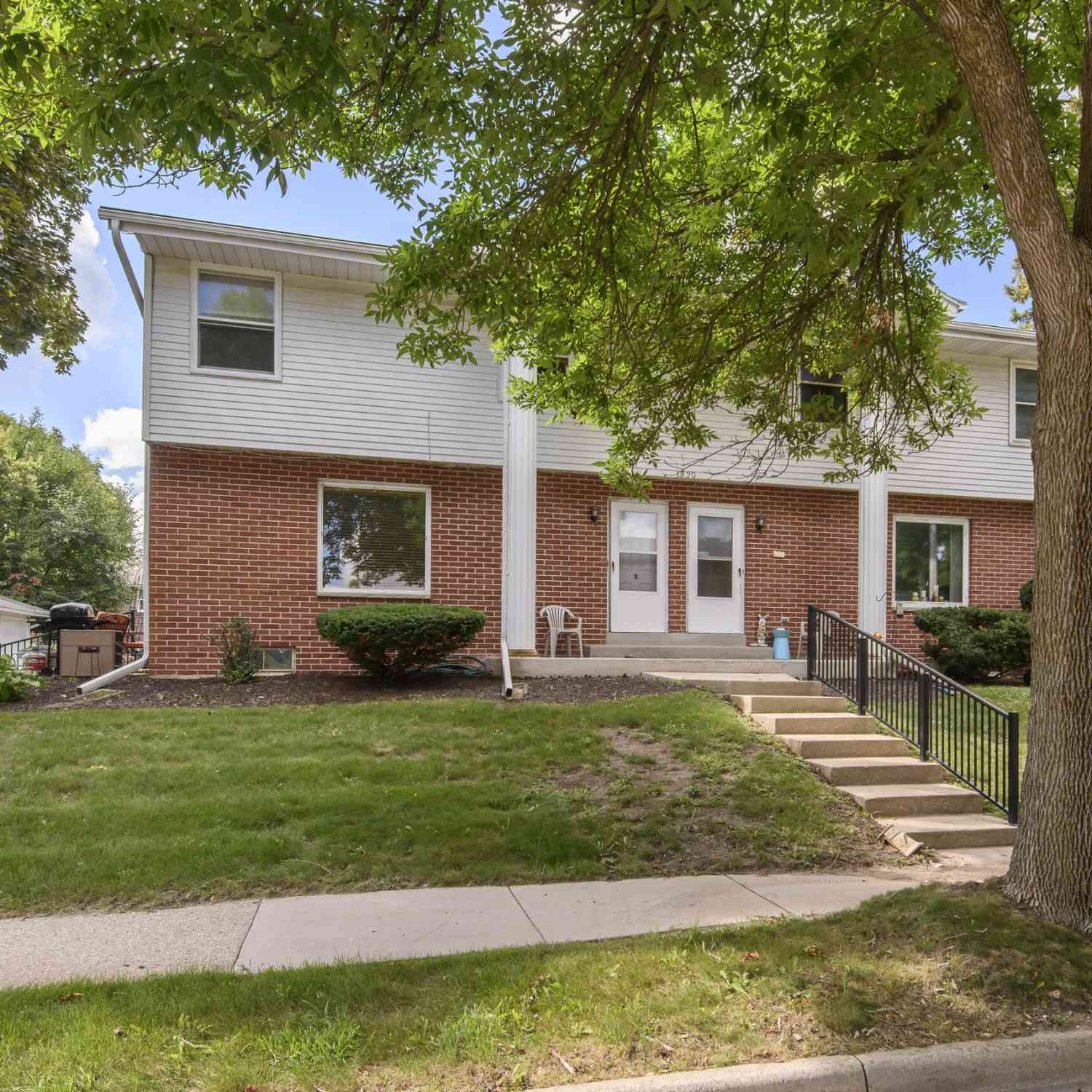 Condo For Sale - 1320 Camden #2<br/> Waukesha County, Waukesha, WI 53186