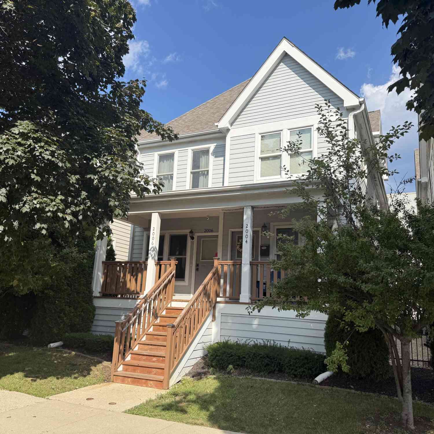 Condo For Sale - 2006 N Buffum<br/> Milwaukee County, Milwaukee, WI 53212