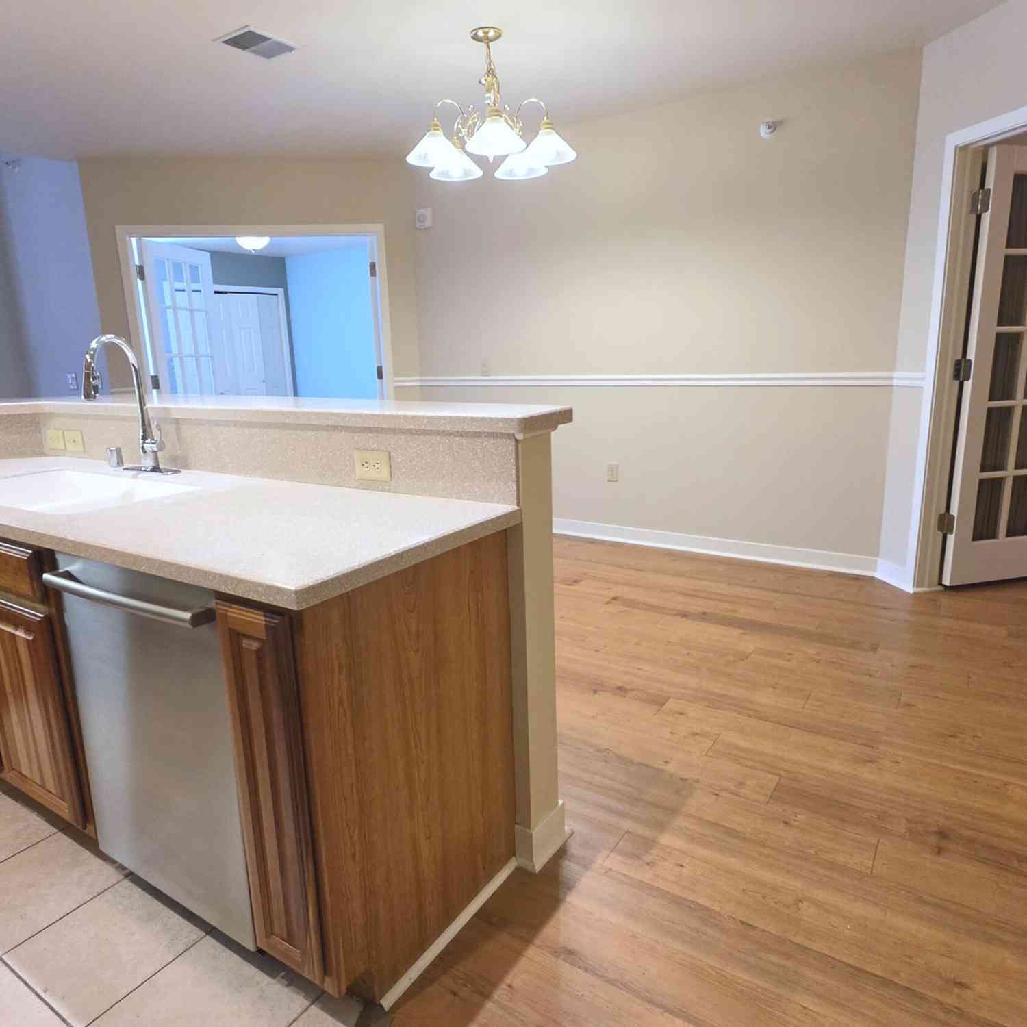 Condo For Sale - 360 W Washington<br/> Dane County, Madison, WI 53703