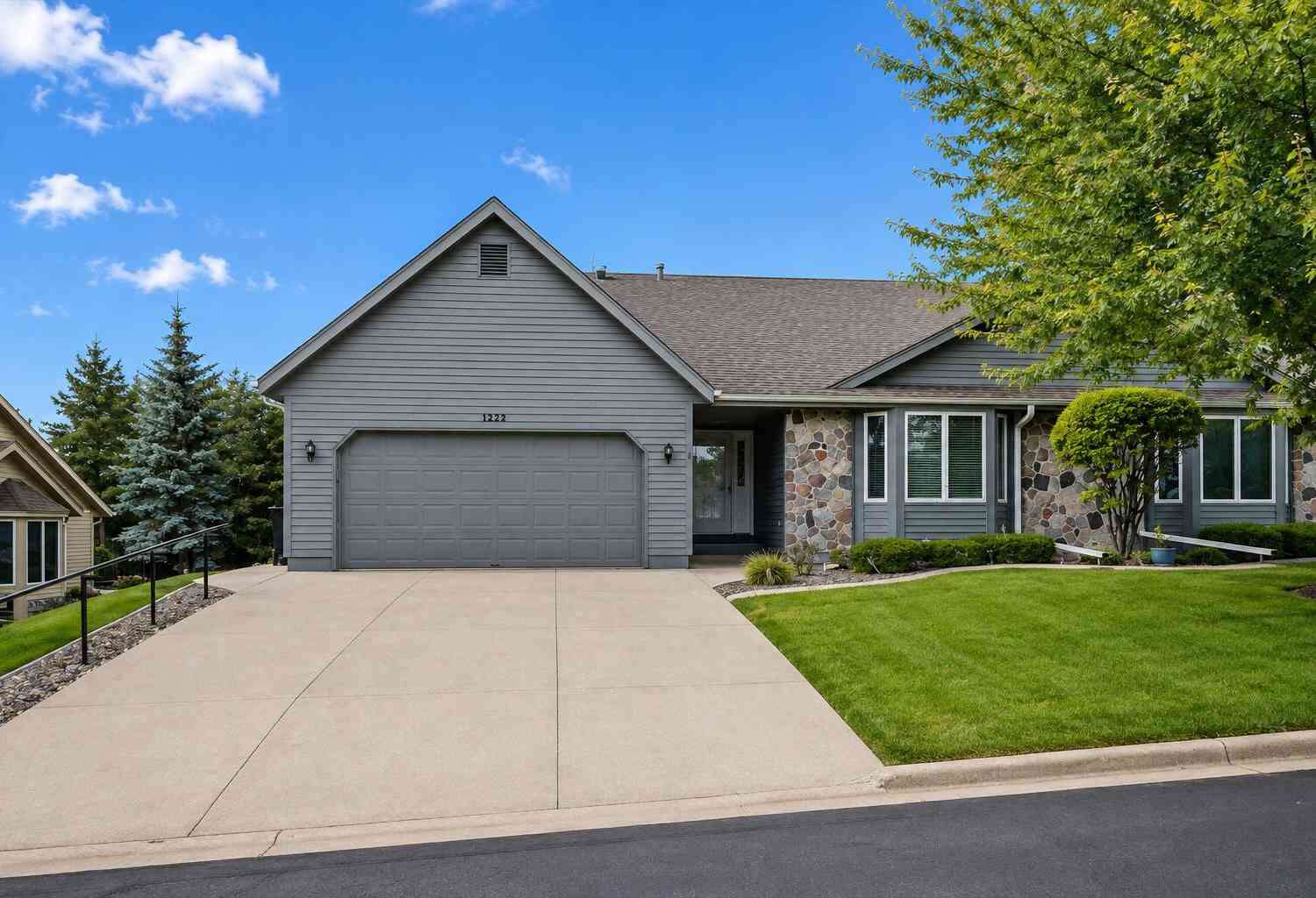 Condo For Sale - 1222 Hidden Fields<br/> Washington County, West Bend, WI 53095