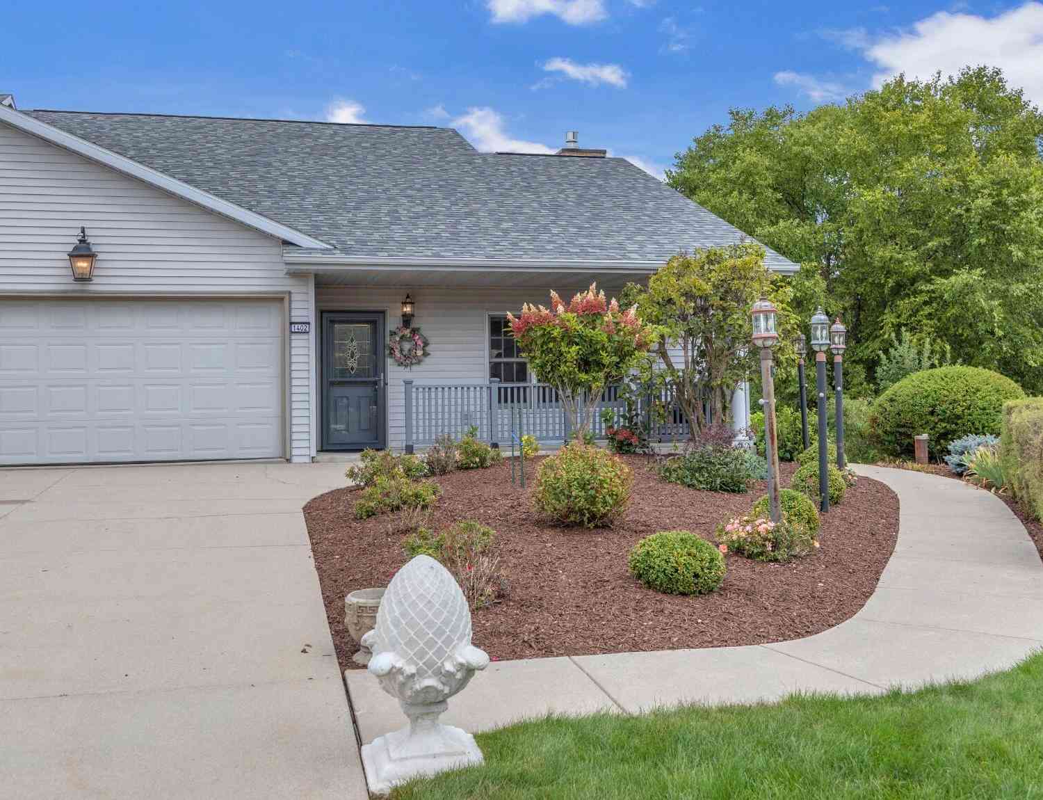 Condo For Sale - 1402 Kaat<br/> Sheboygan County, Wilson, WI 53081