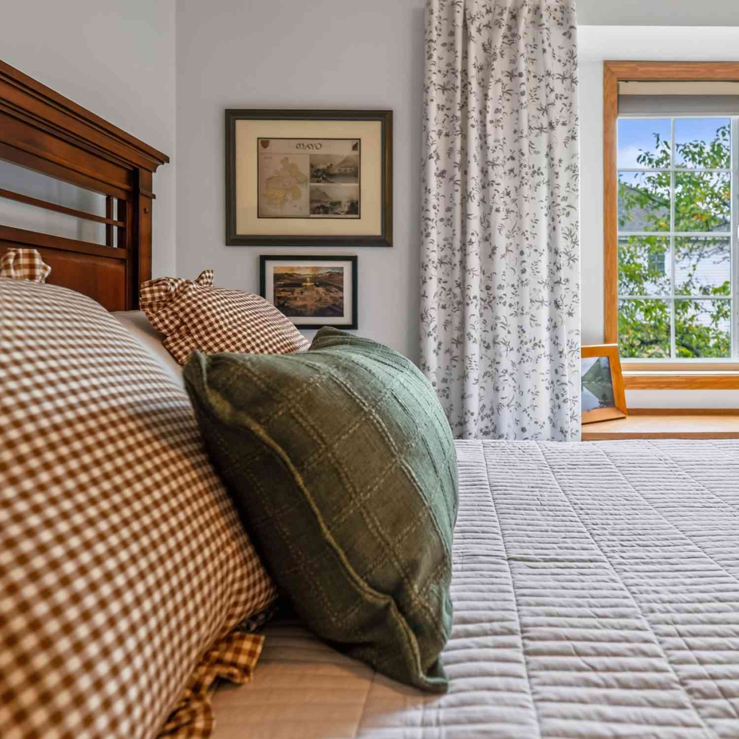 Condo For Sale - 401 W Aspen #1<br/> Oak Creek, WI 53154