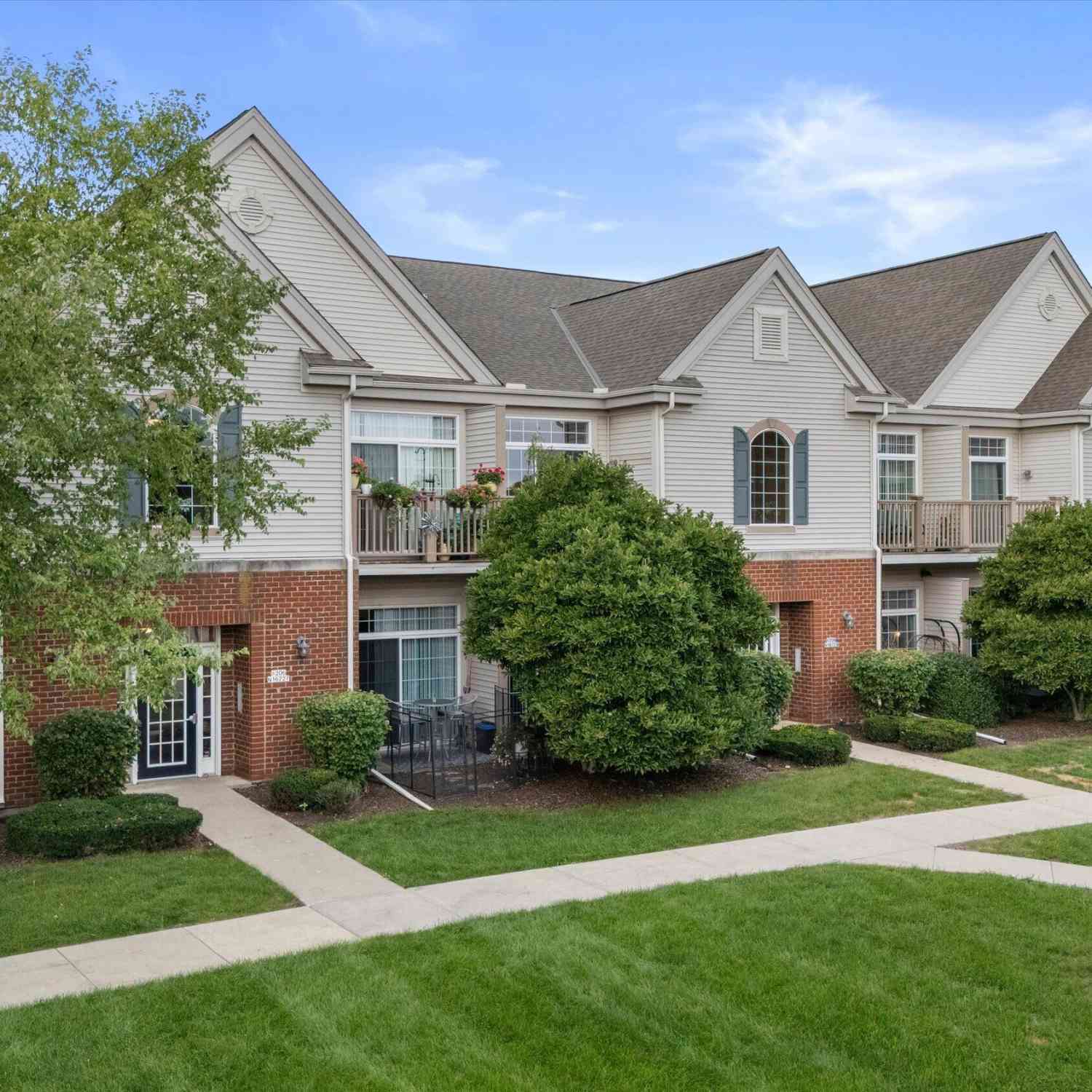 Condo For Sale - W206N16729 Blackberry #1523<br/> Washington County, Jackson, WI 53037
