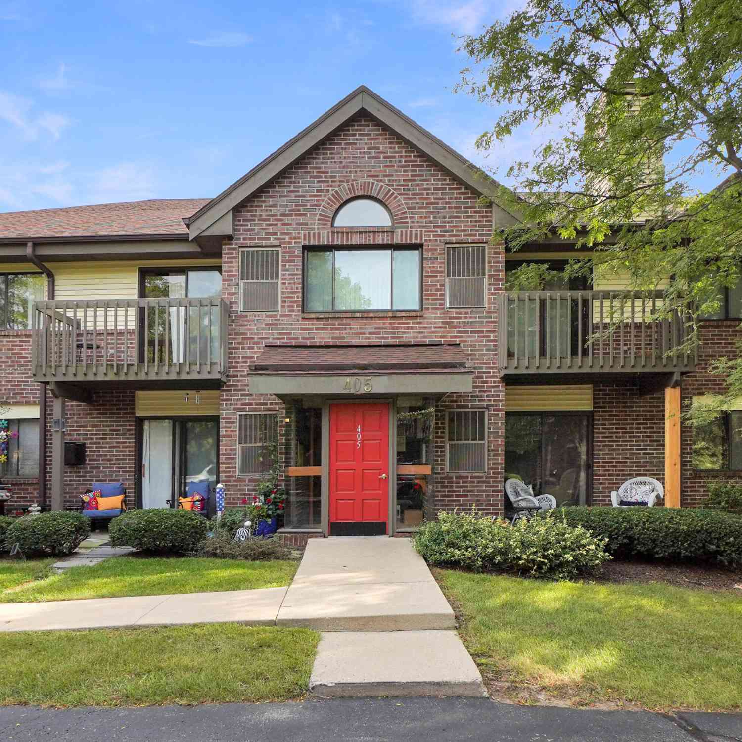 Condo For Sale - 405 N Main #E<br/> Thiensville, WI 53092