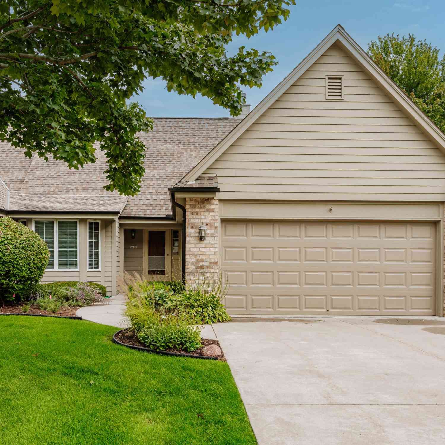Condo For Sale - 500 S Mcpride #B<br/> Brookfield, WI 53045