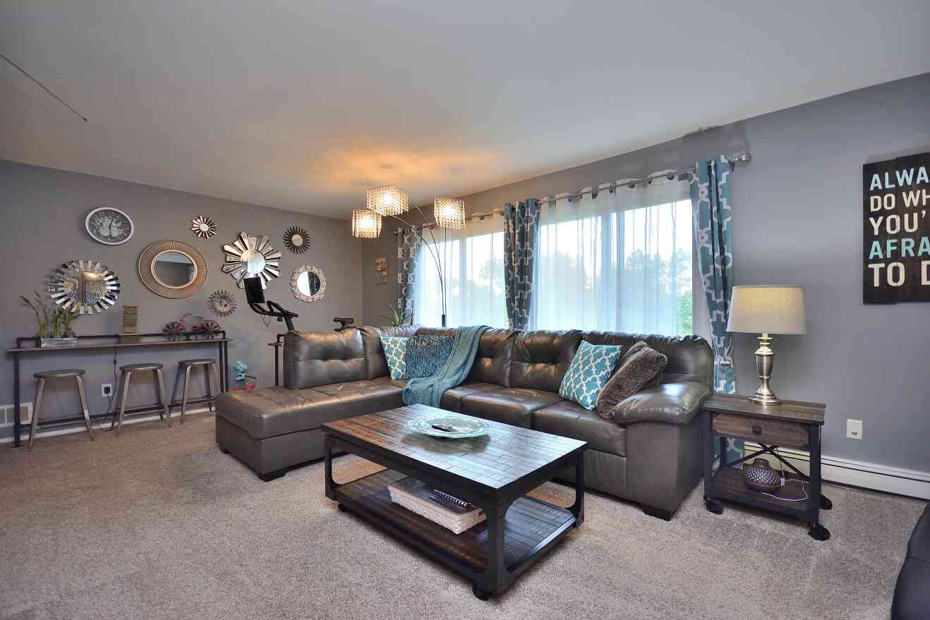 Condo For Sale - 1190 Pilgrim<br/> Elm Grove, WI 53122