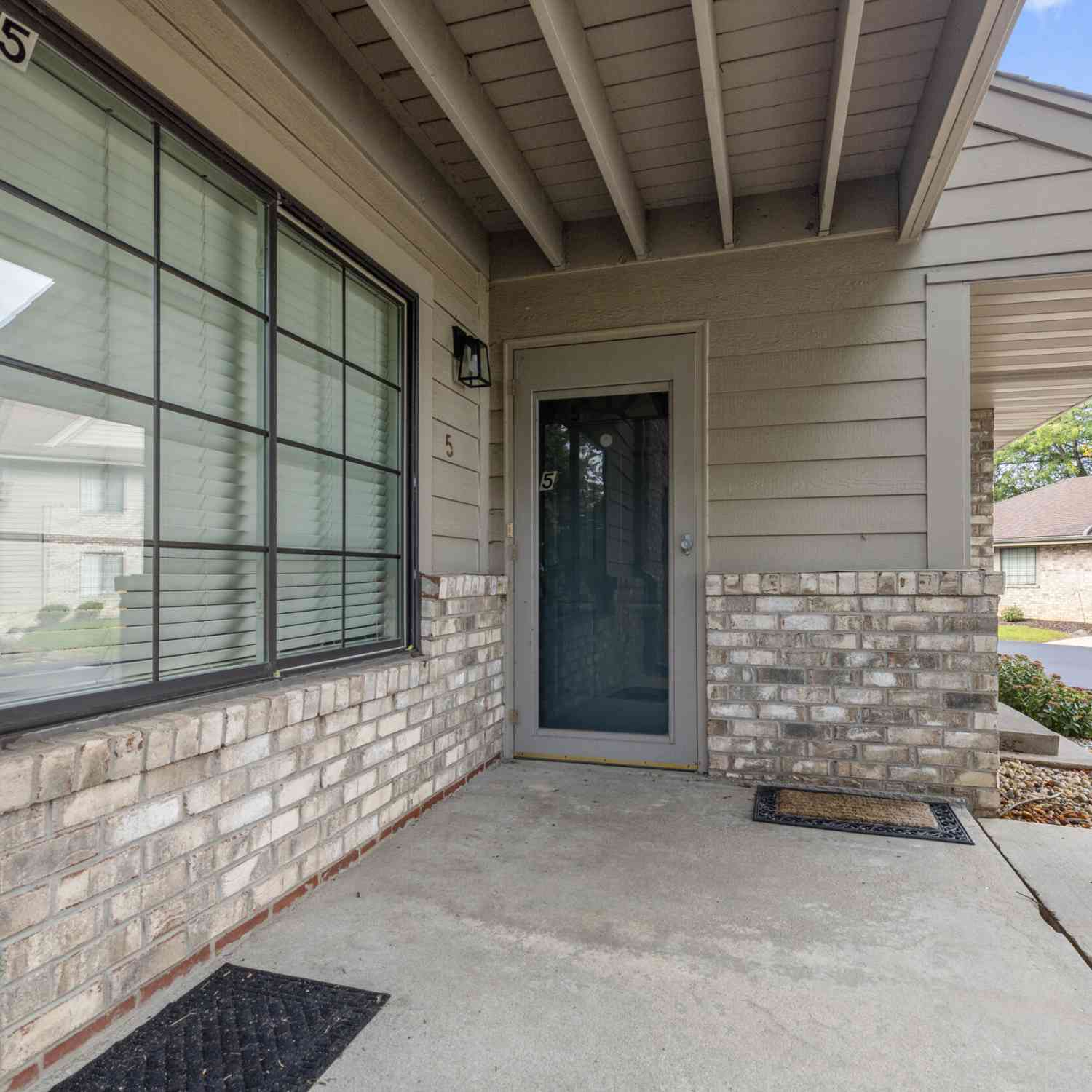 Condo For Sale - N80W12900 Fond Du Lac #5<br/> Menomonee Falls, WI 53051