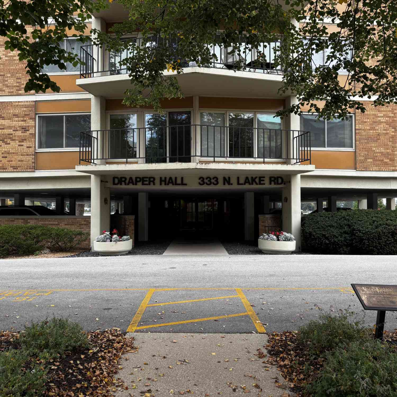 Condo For Sale - 333 N Lake #201<br/> Oconomowoc, WI 53066
