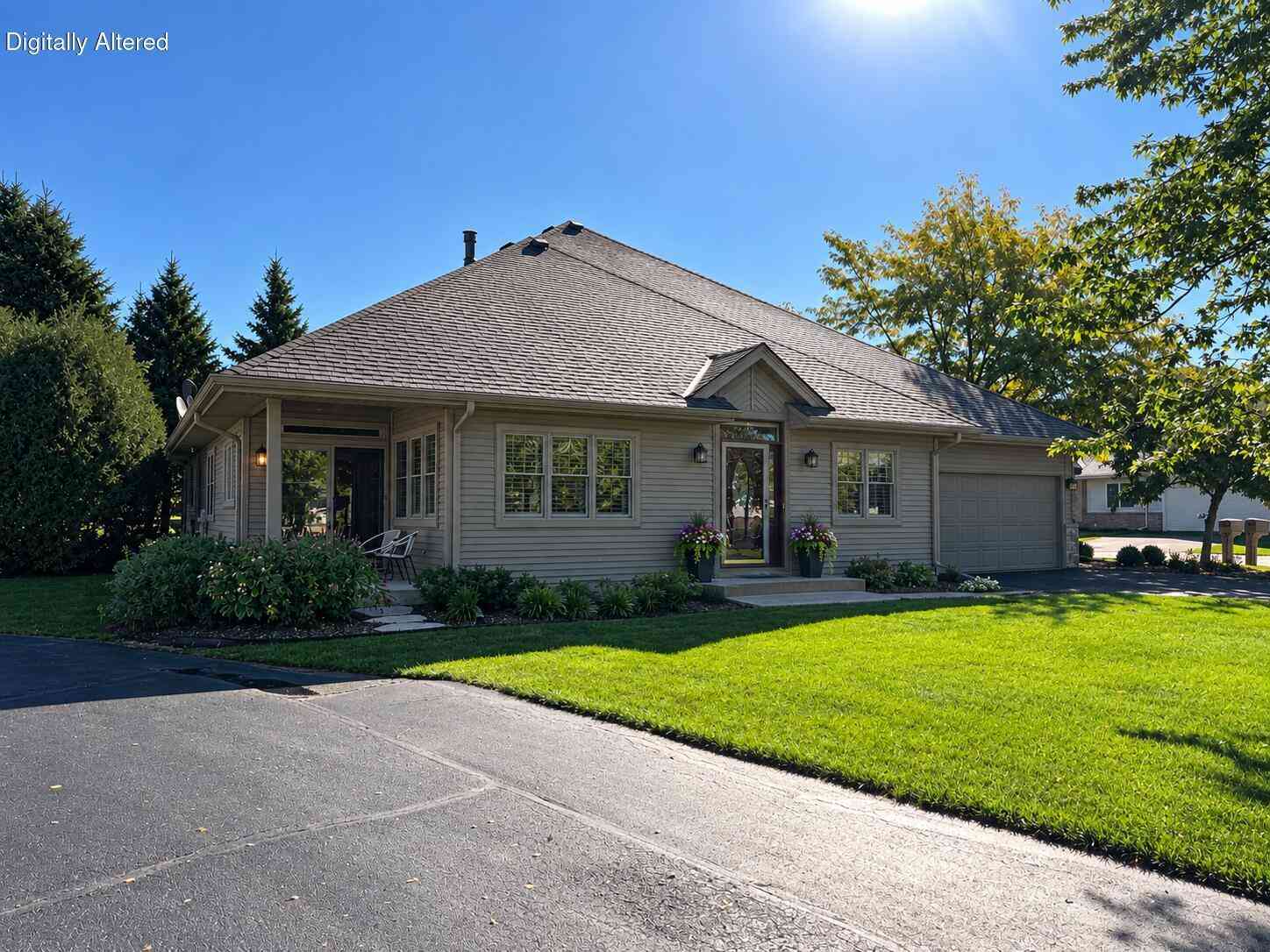 Condo For Sale - 493 Sutherland<br/> Oconomowoc, WI 53066