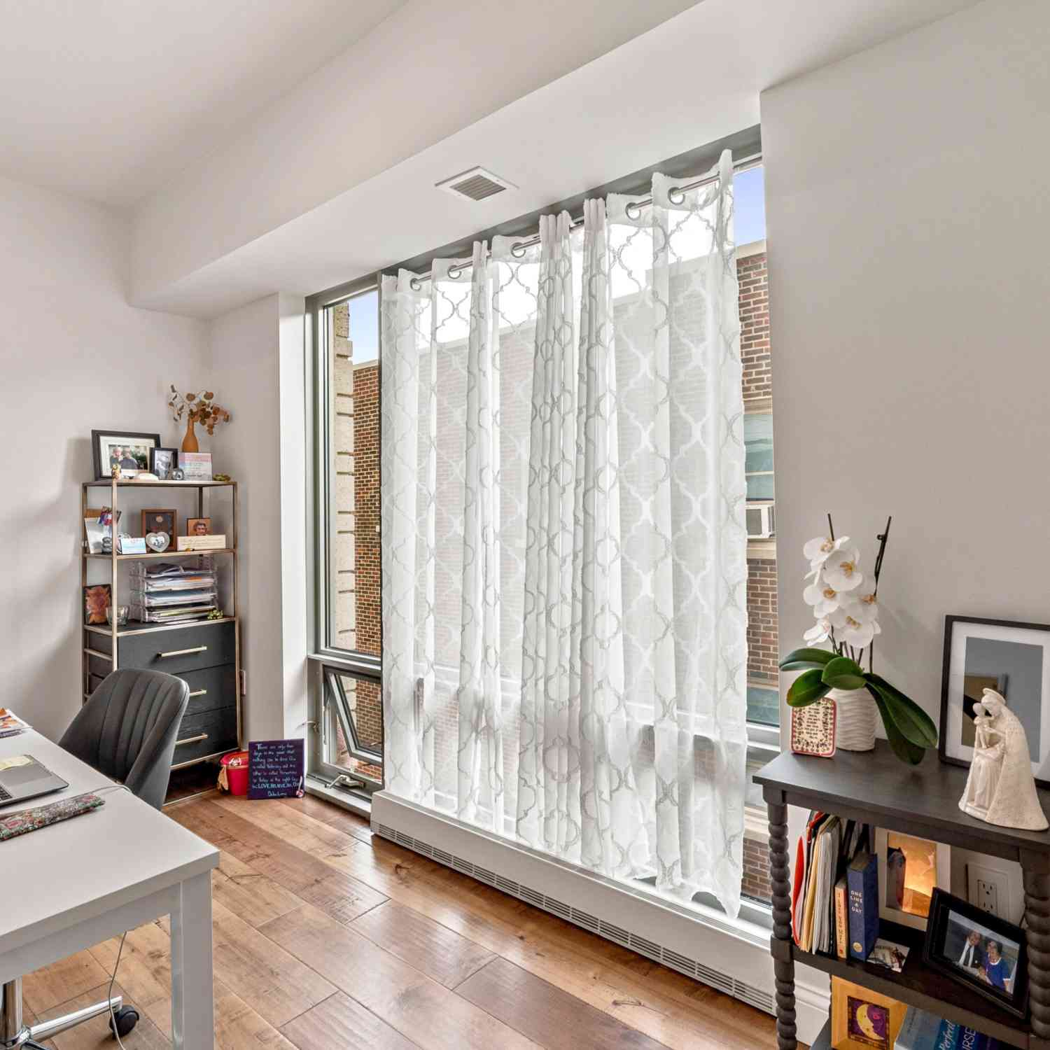 Condo For Sale - 923 E Kilbourn #503<br/> Milwaukee County, Milwaukee, WI 53202
