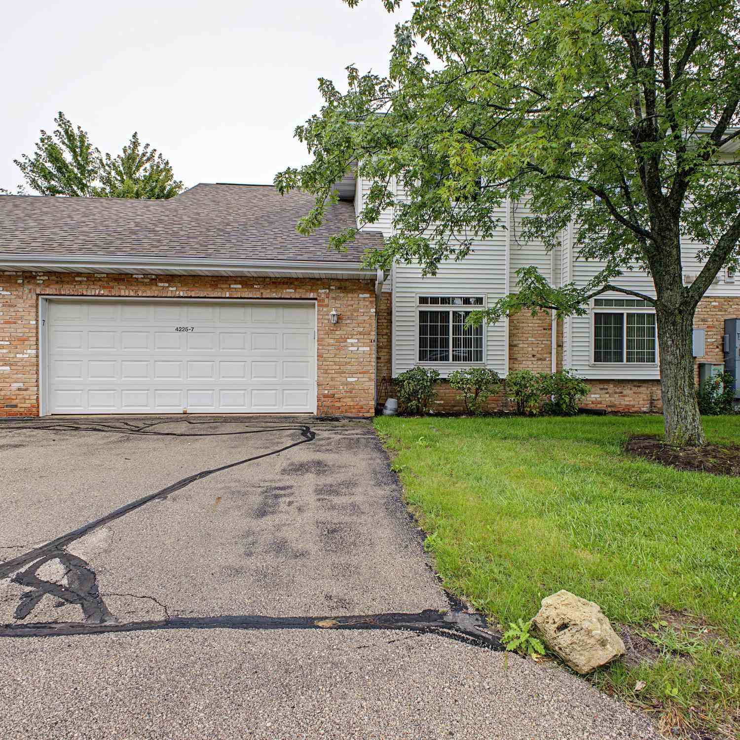 Condo For Sale - 4225 E Taylor Harbor #7<br/> Mount Pleasant, WI 53403