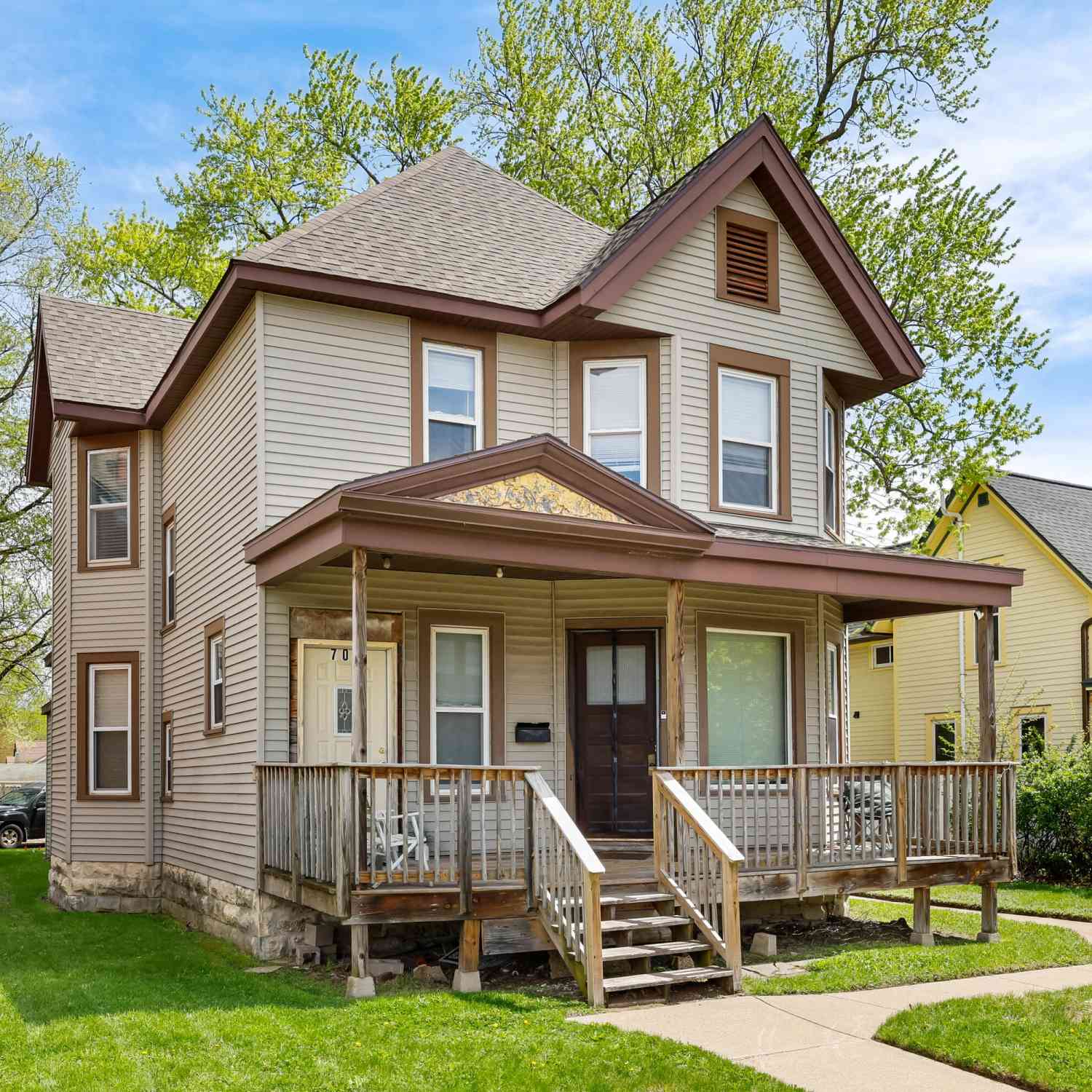 Multifamily For Sale - 707 West #711<br/> La Crosse, WI 54601