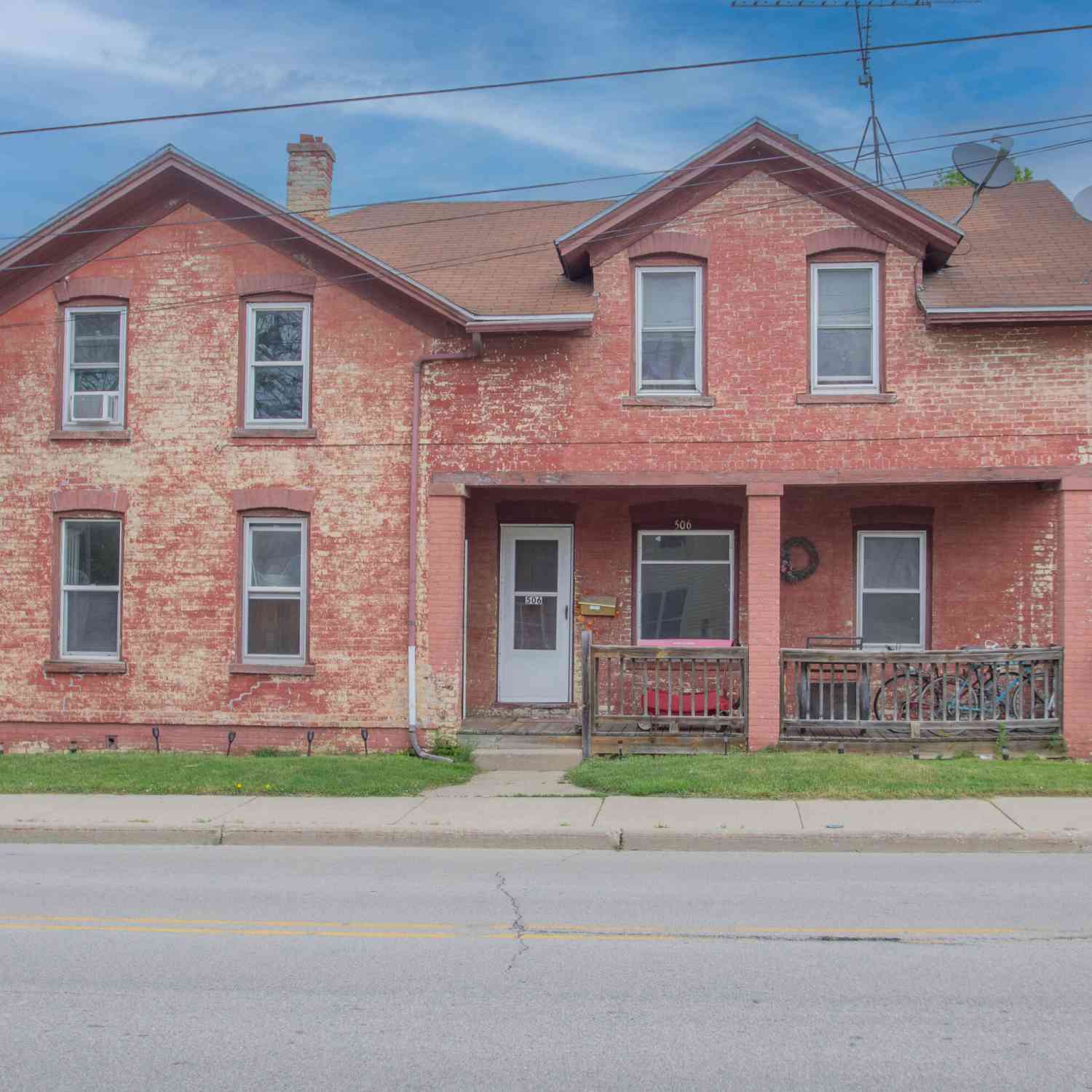 Multifamily For Sale - 504 E Division #506<br/> Watertown, WI 53098
