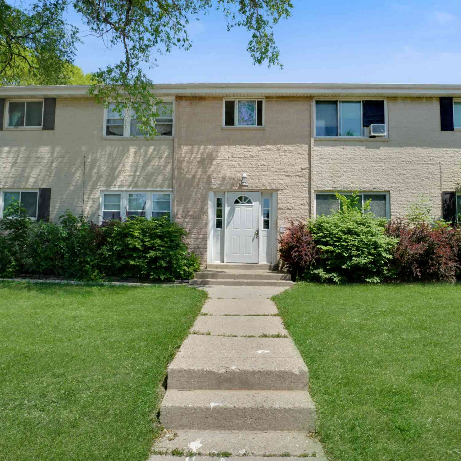 Multifamily For Sale - 5730 N 91st<br/> Milwaukee, WI 53225